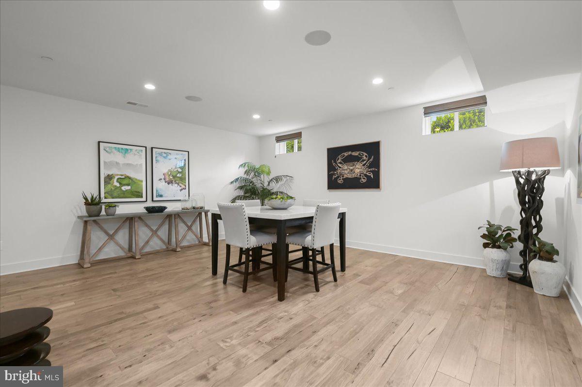 THE RIDINGS AT NORTH BRANCH - Residential