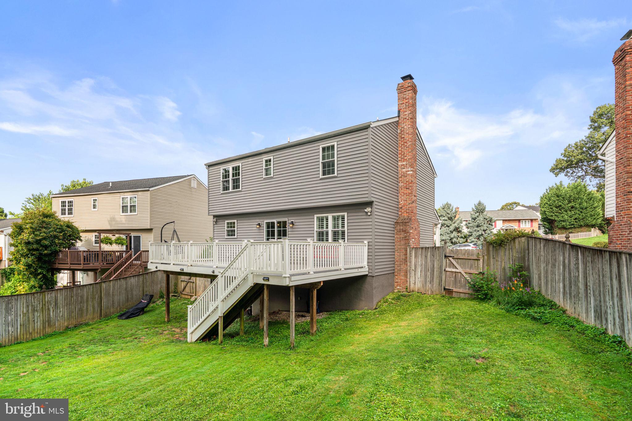 LINTHICUM OAKS - Residential