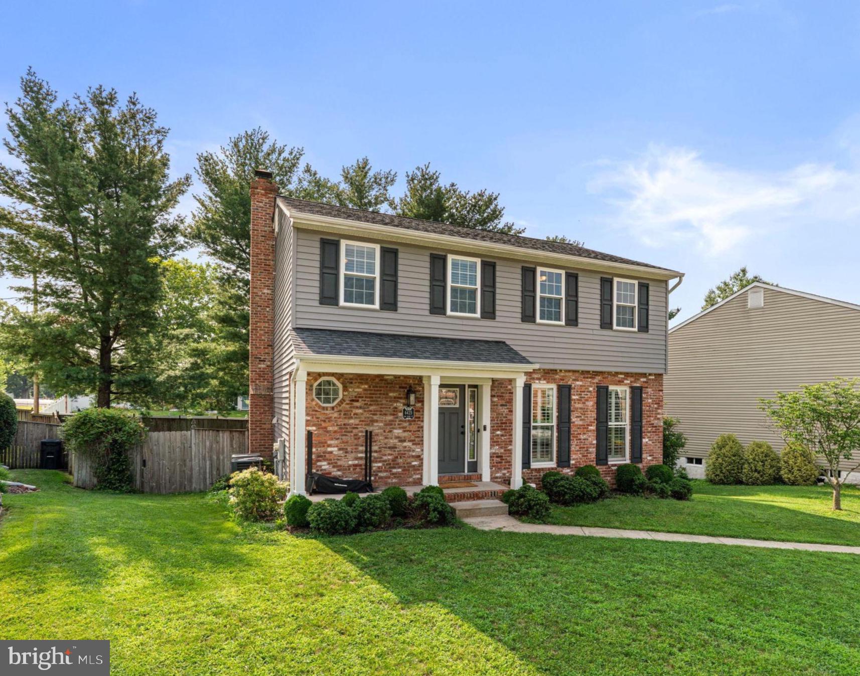 LINTHICUM OAKS - Residential