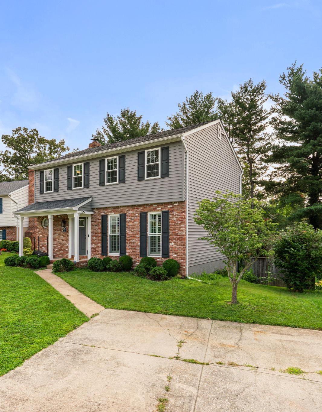 LINTHICUM OAKS - Residential