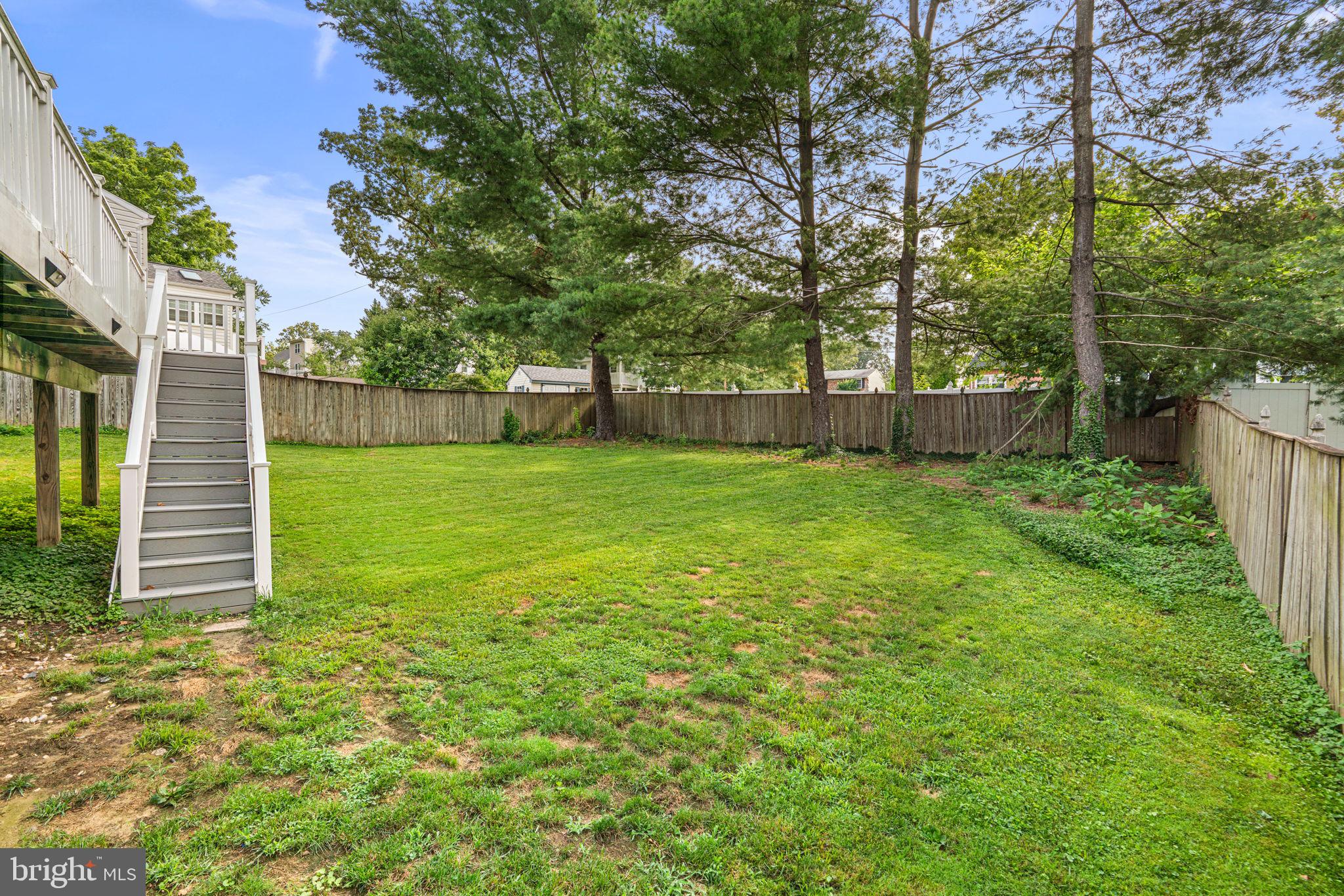 LINTHICUM OAKS - Residential
