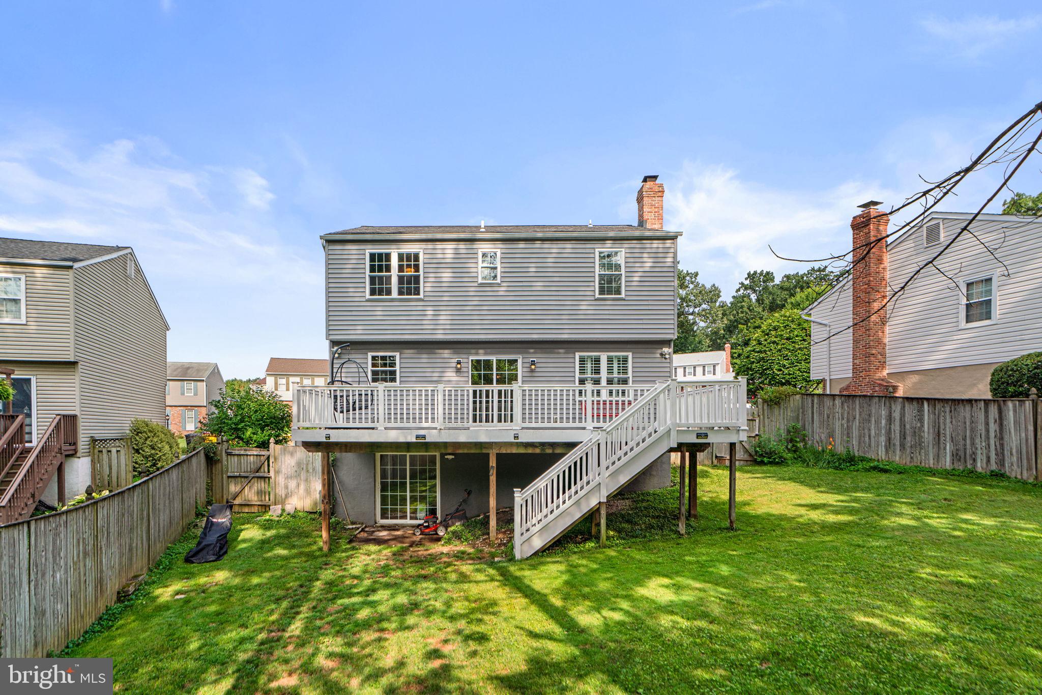LINTHICUM OAKS - Residential