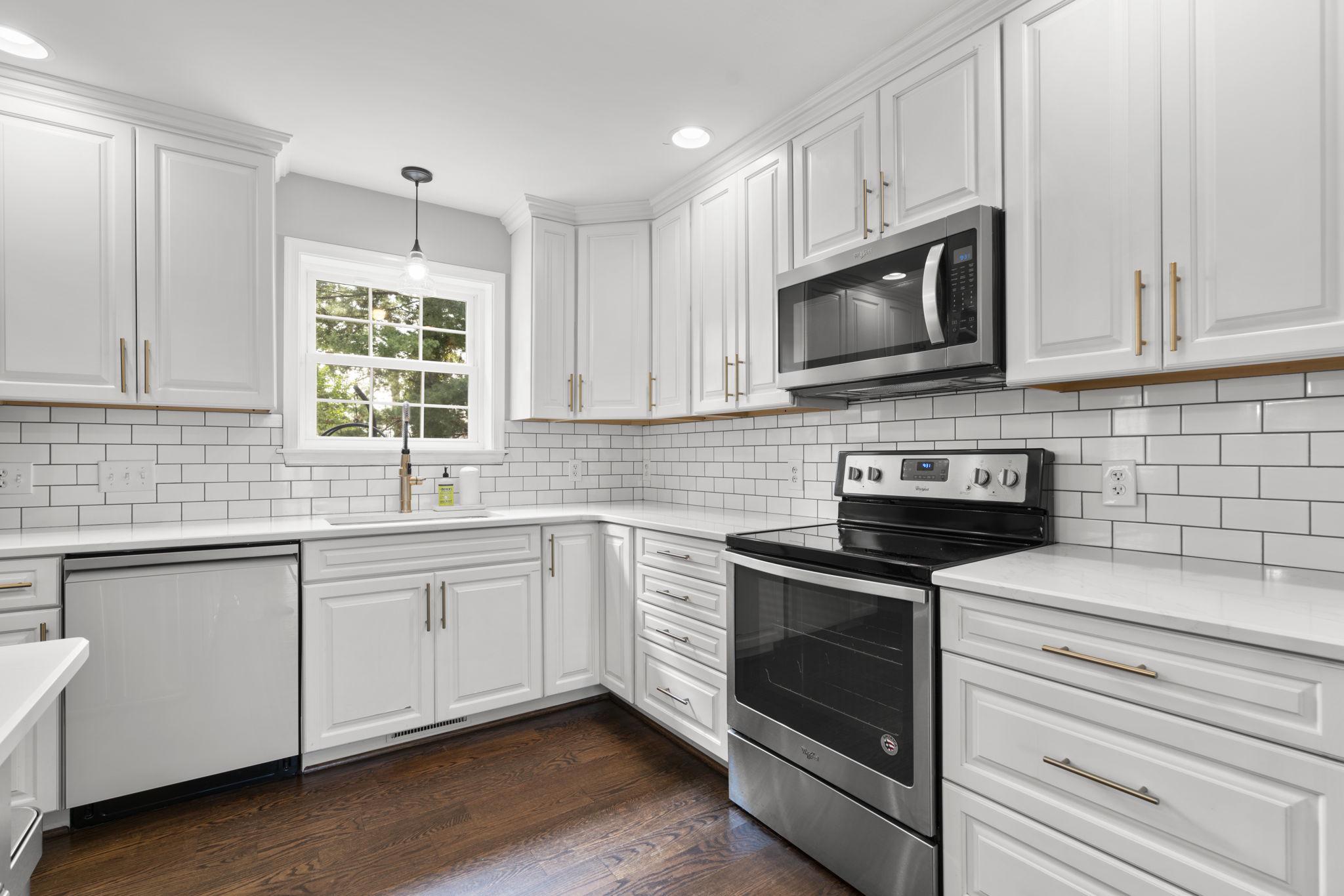 LINTHICUM OAKS - Residential