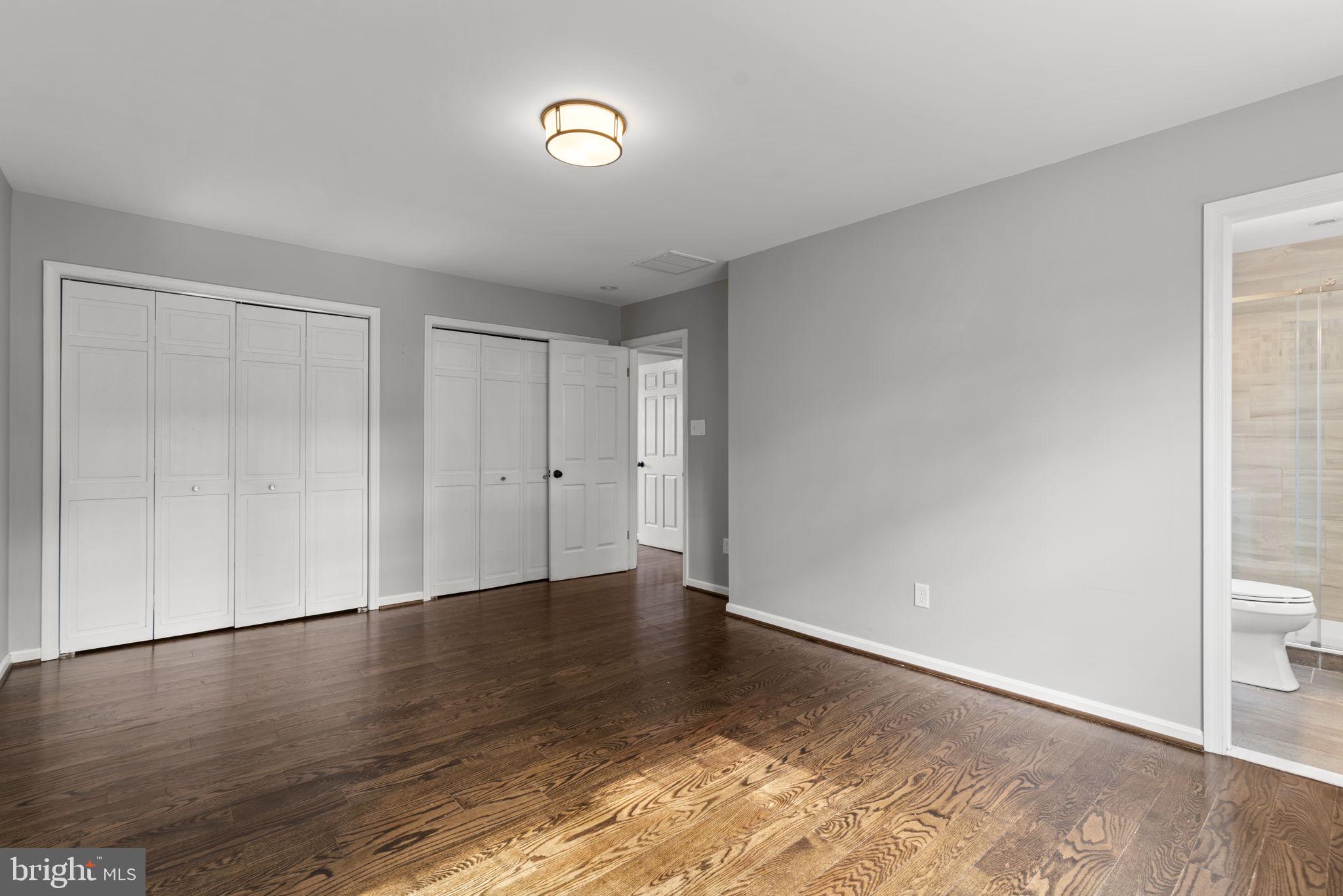 LINTHICUM OAKS - Residential