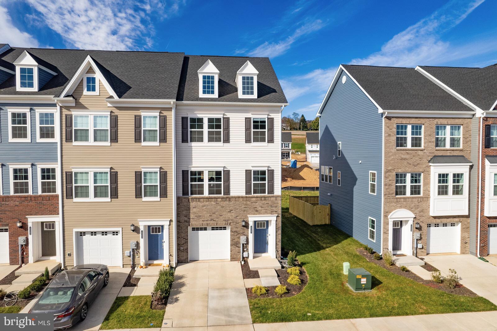 SYCAMORE RIDGE - Residential