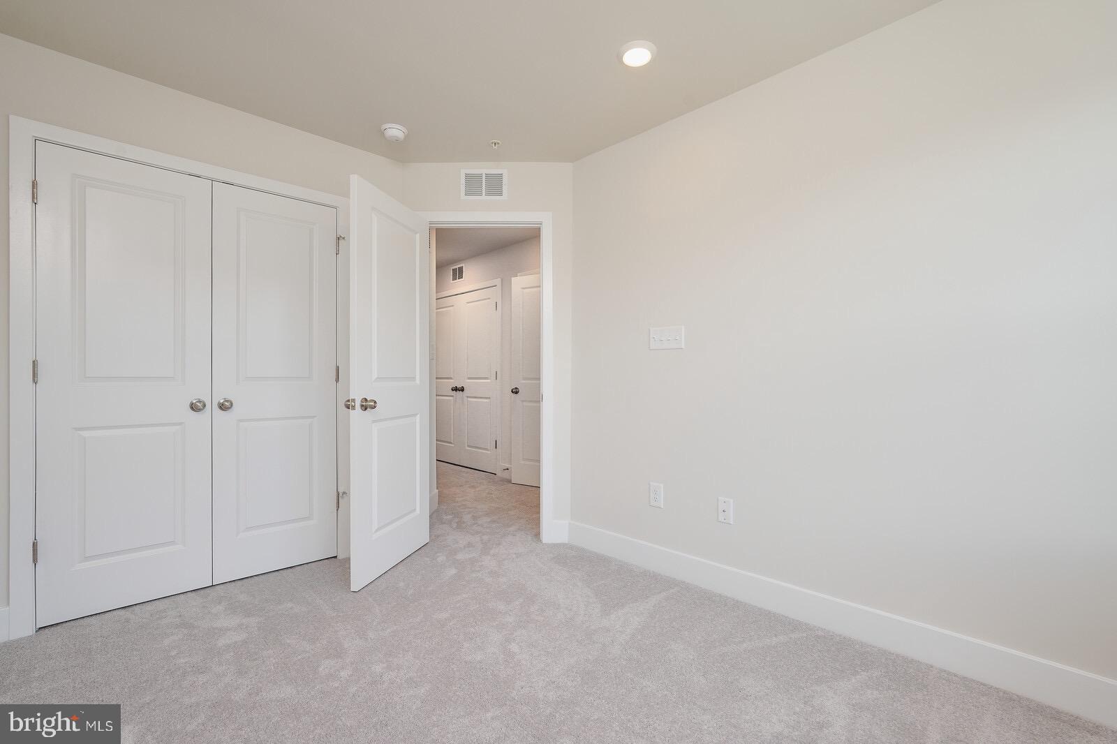 SYCAMORE RIDGE - Residential