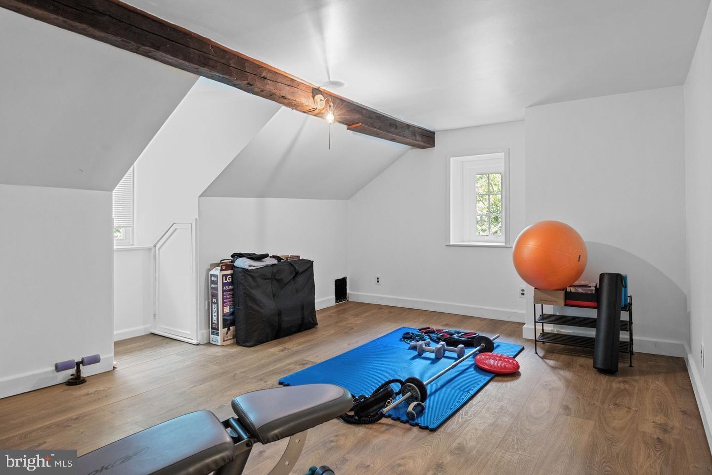 HUNTINGDON VALLEY - Residential