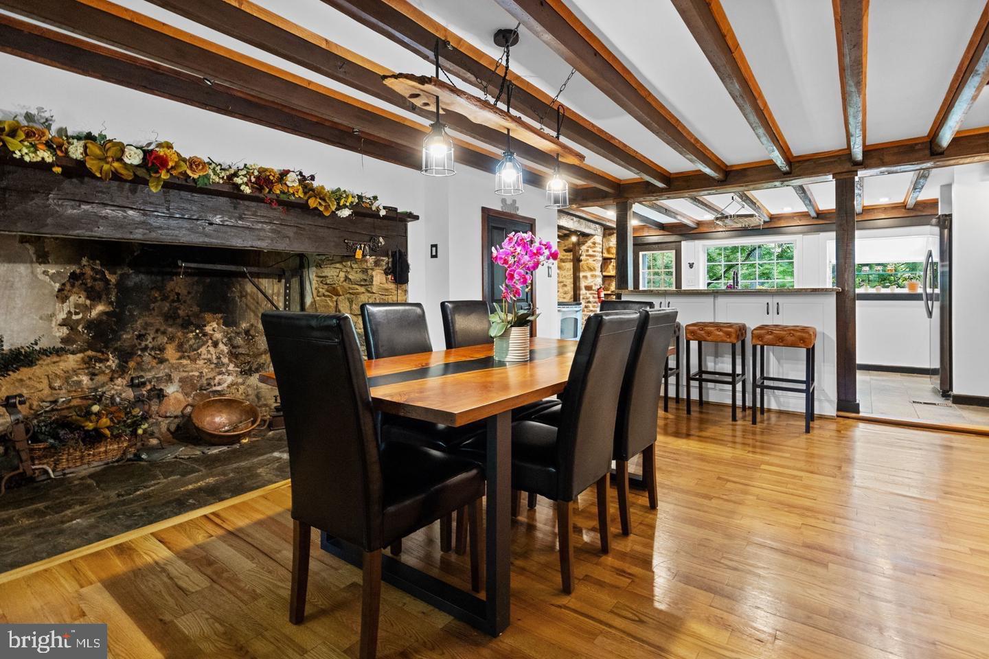 HUNTINGDON VALLEY - Residential