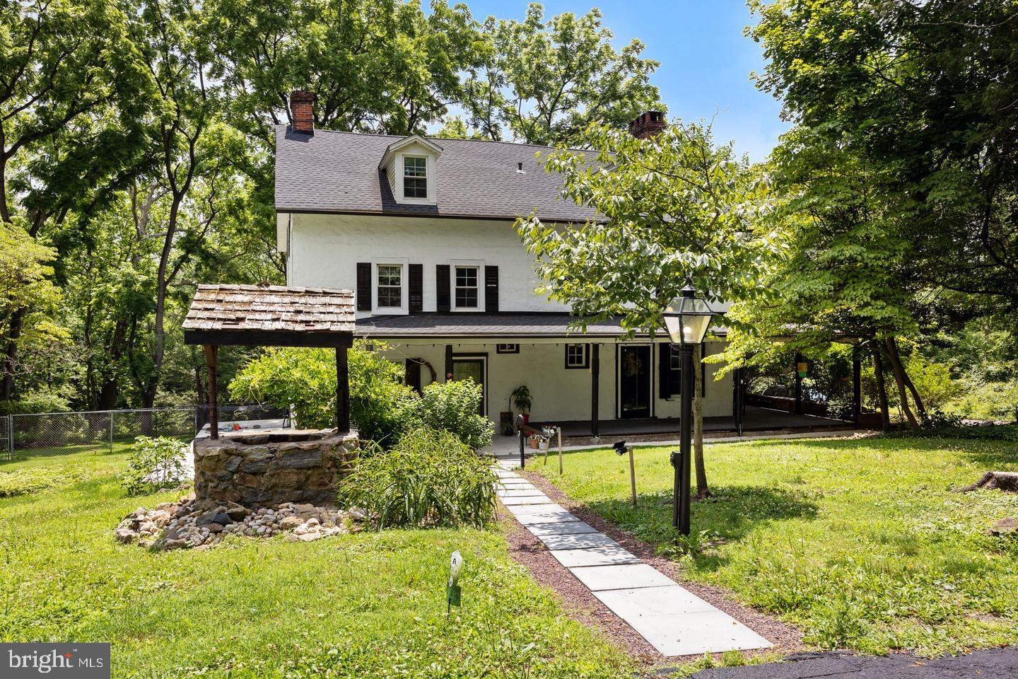 HUNTINGDON VALLEY - Residential