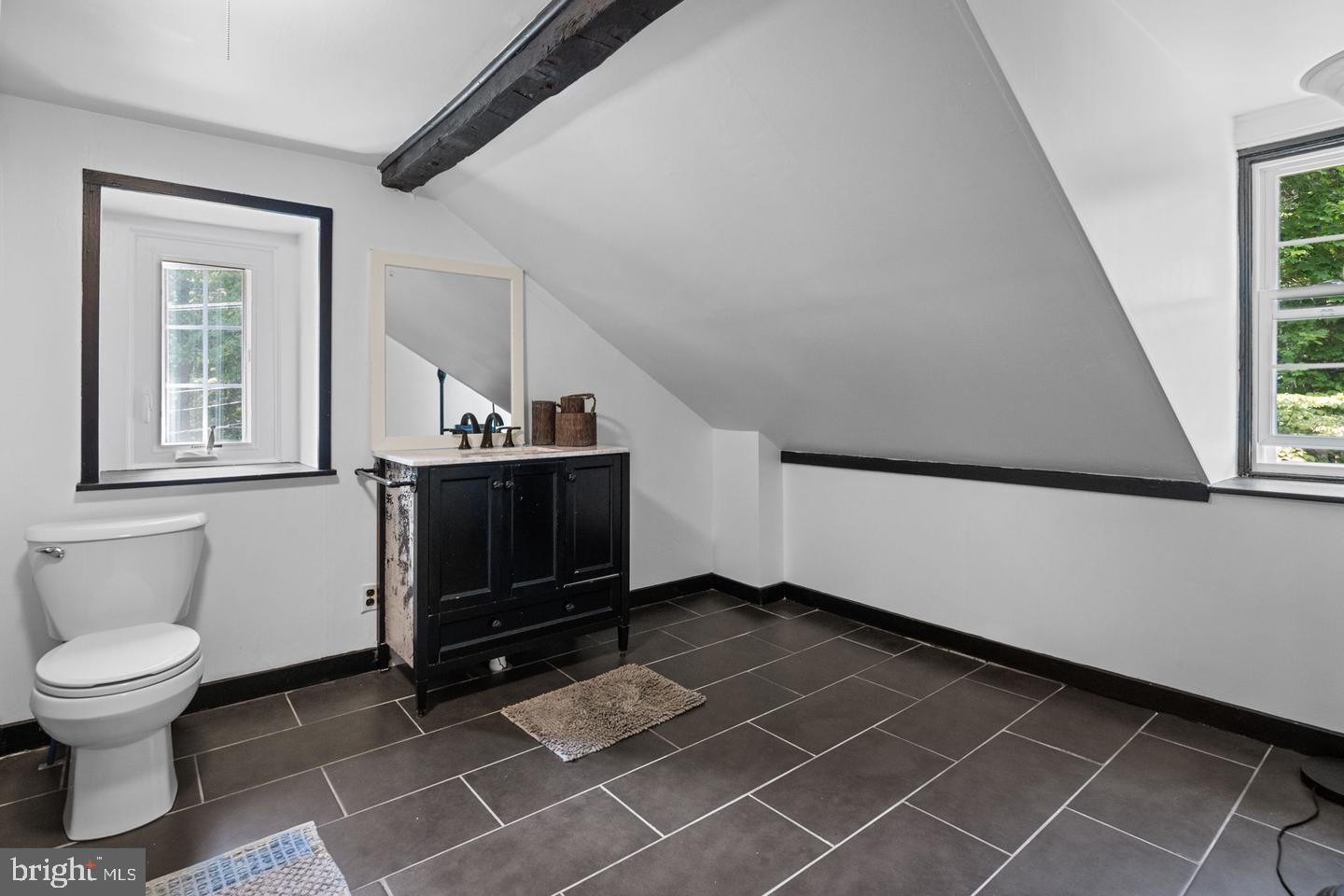HUNTINGDON VALLEY - Residential