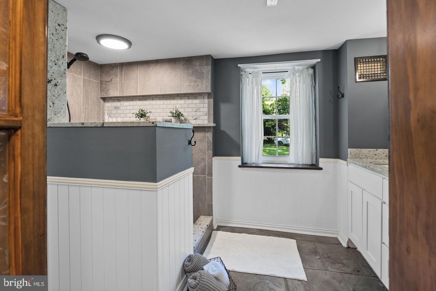 HUNTINGDON VALLEY - Residential