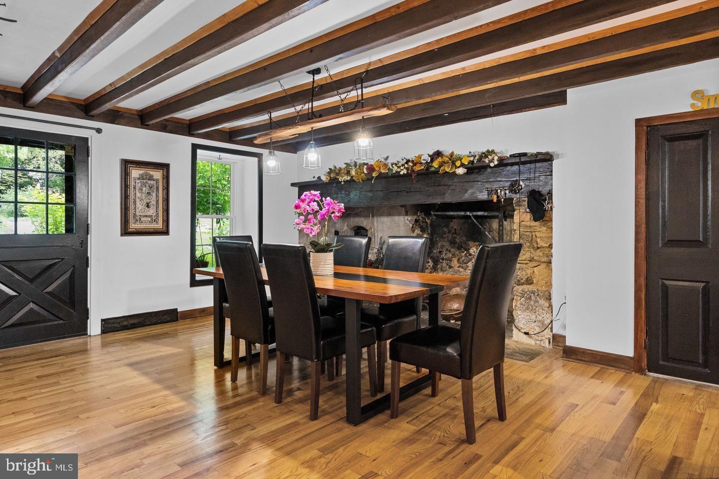 HUNTINGDON VALLEY - Residential