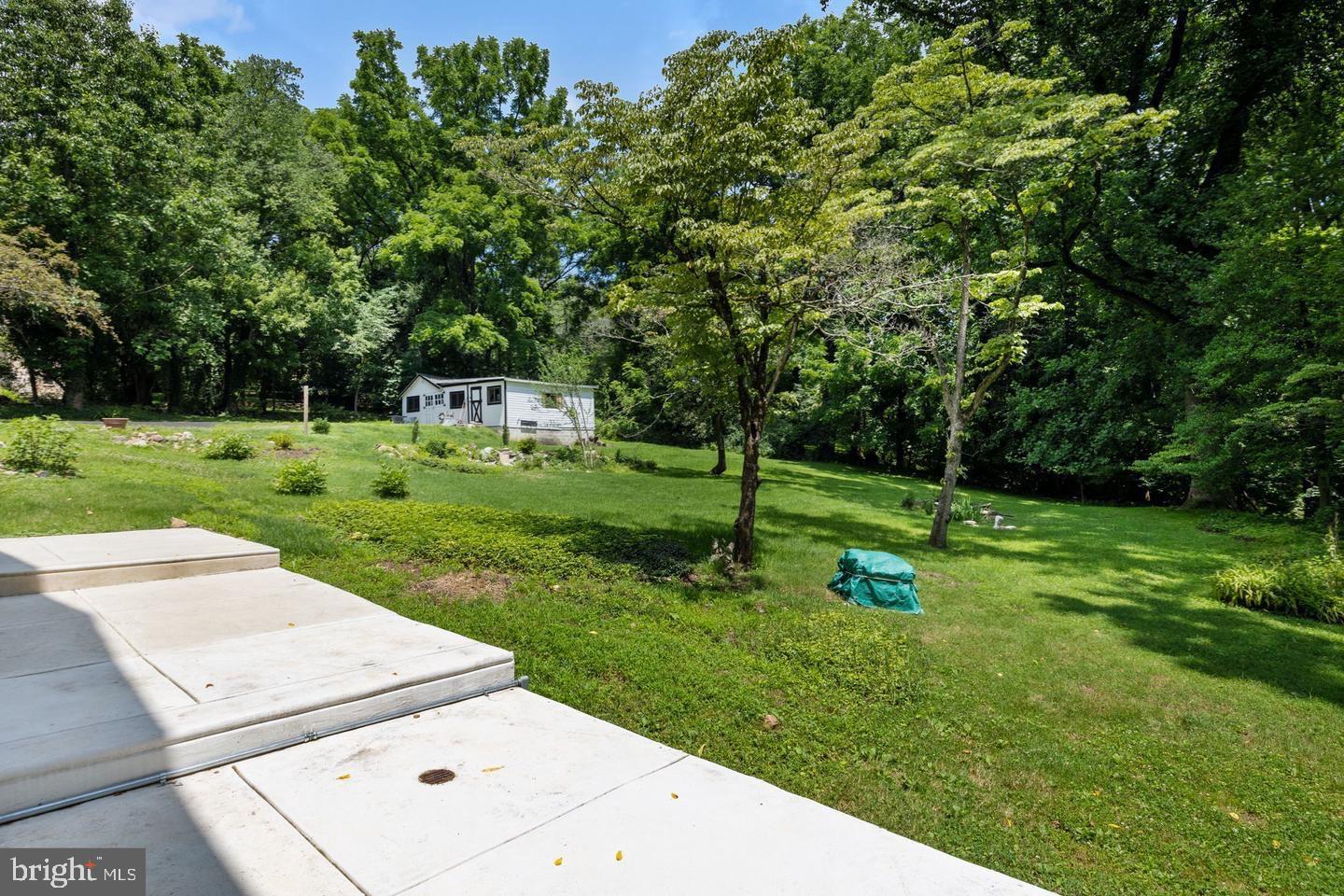 HUNTINGDON VALLEY - Residential
