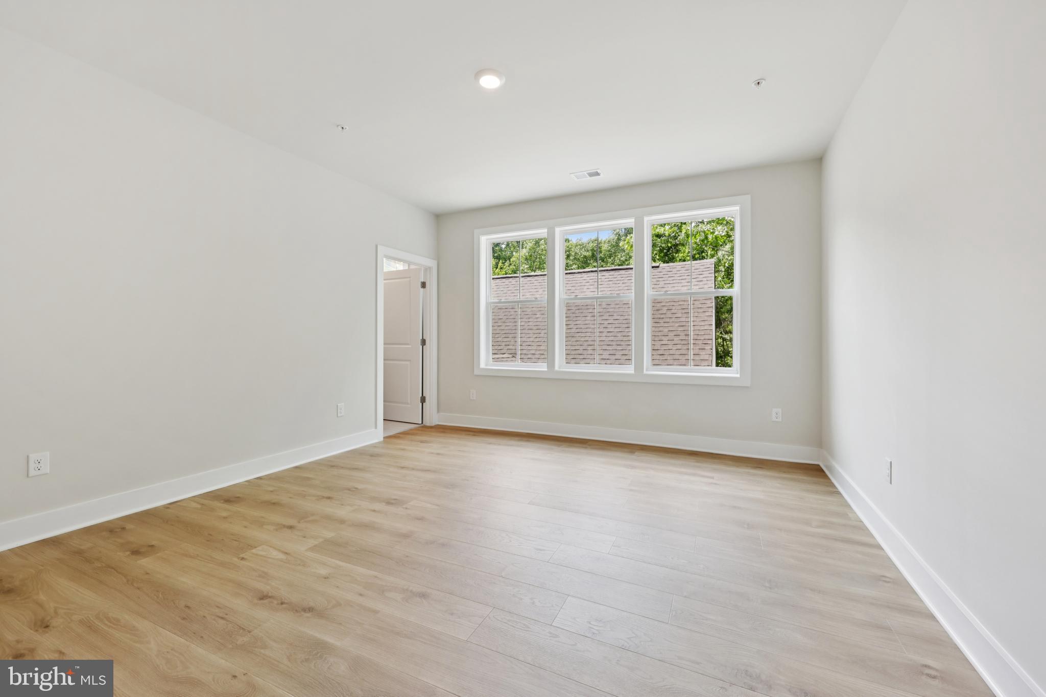 STILLVIEW ACRES - Residential