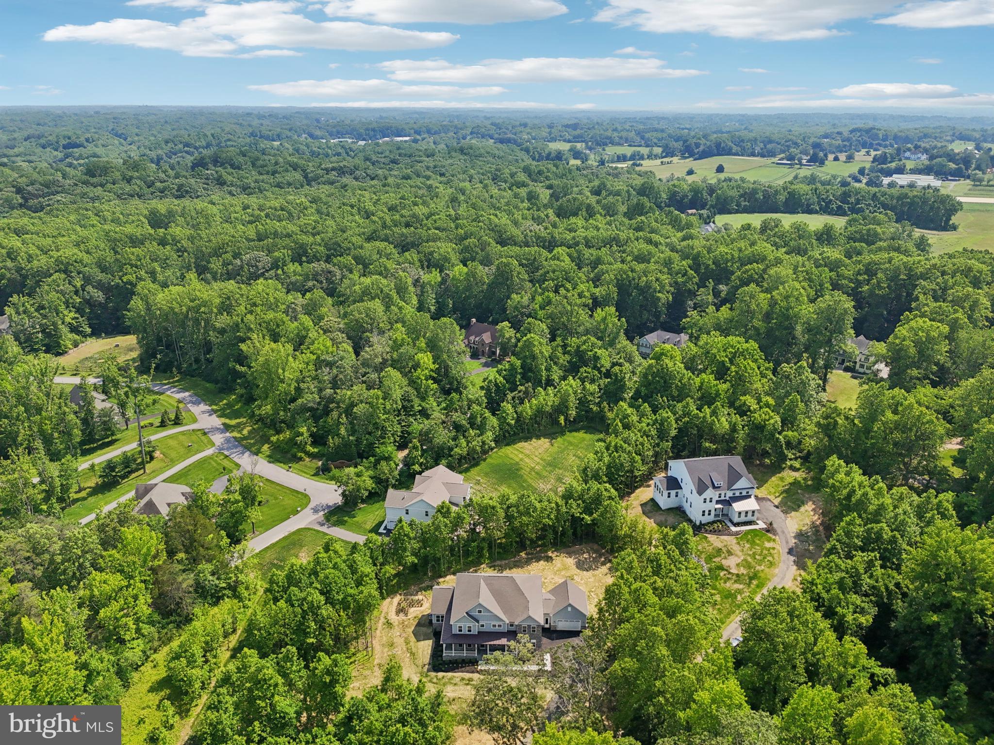 STILLVIEW ACRES - Residential