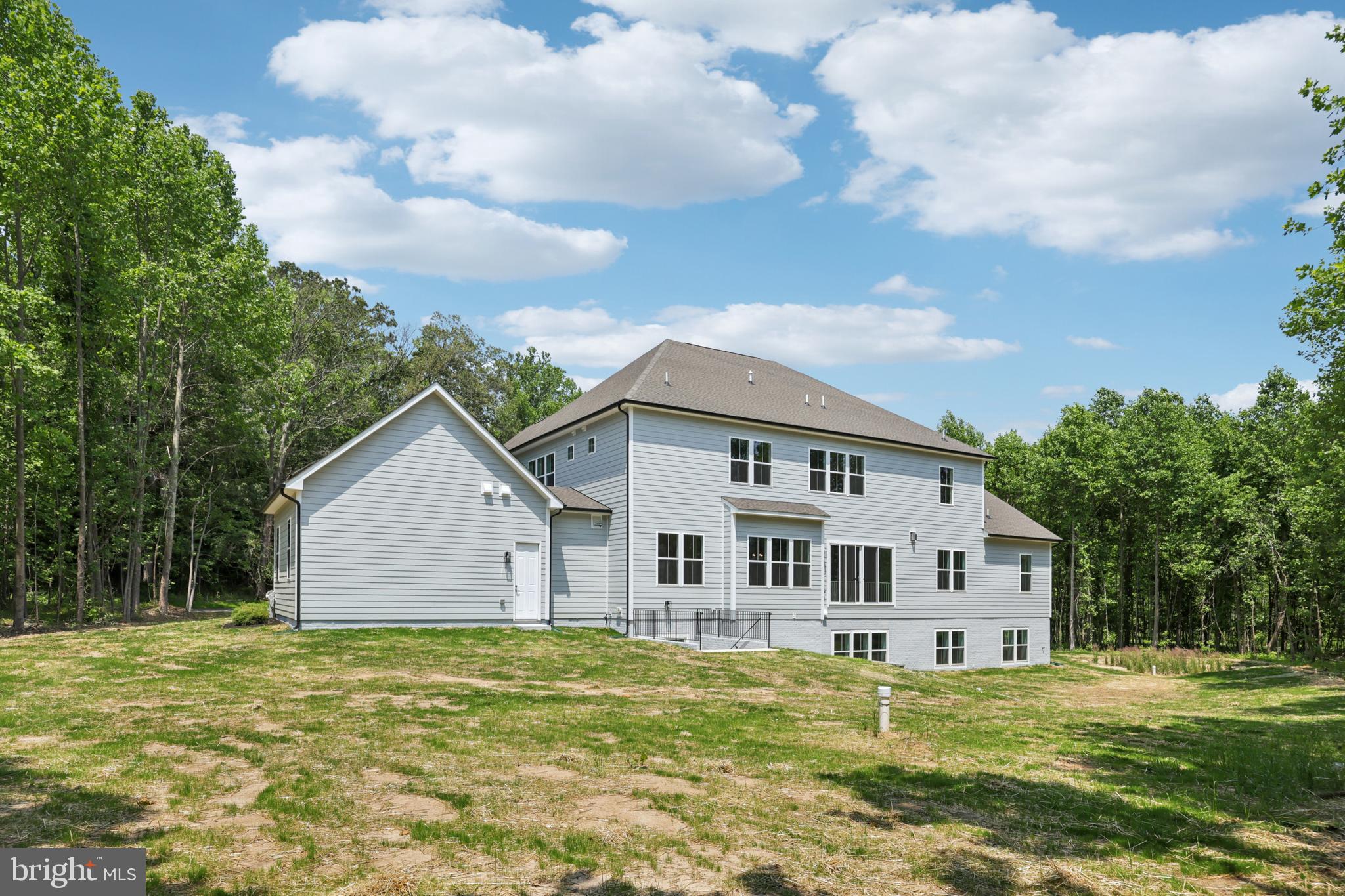 STILLVIEW ACRES - Residential