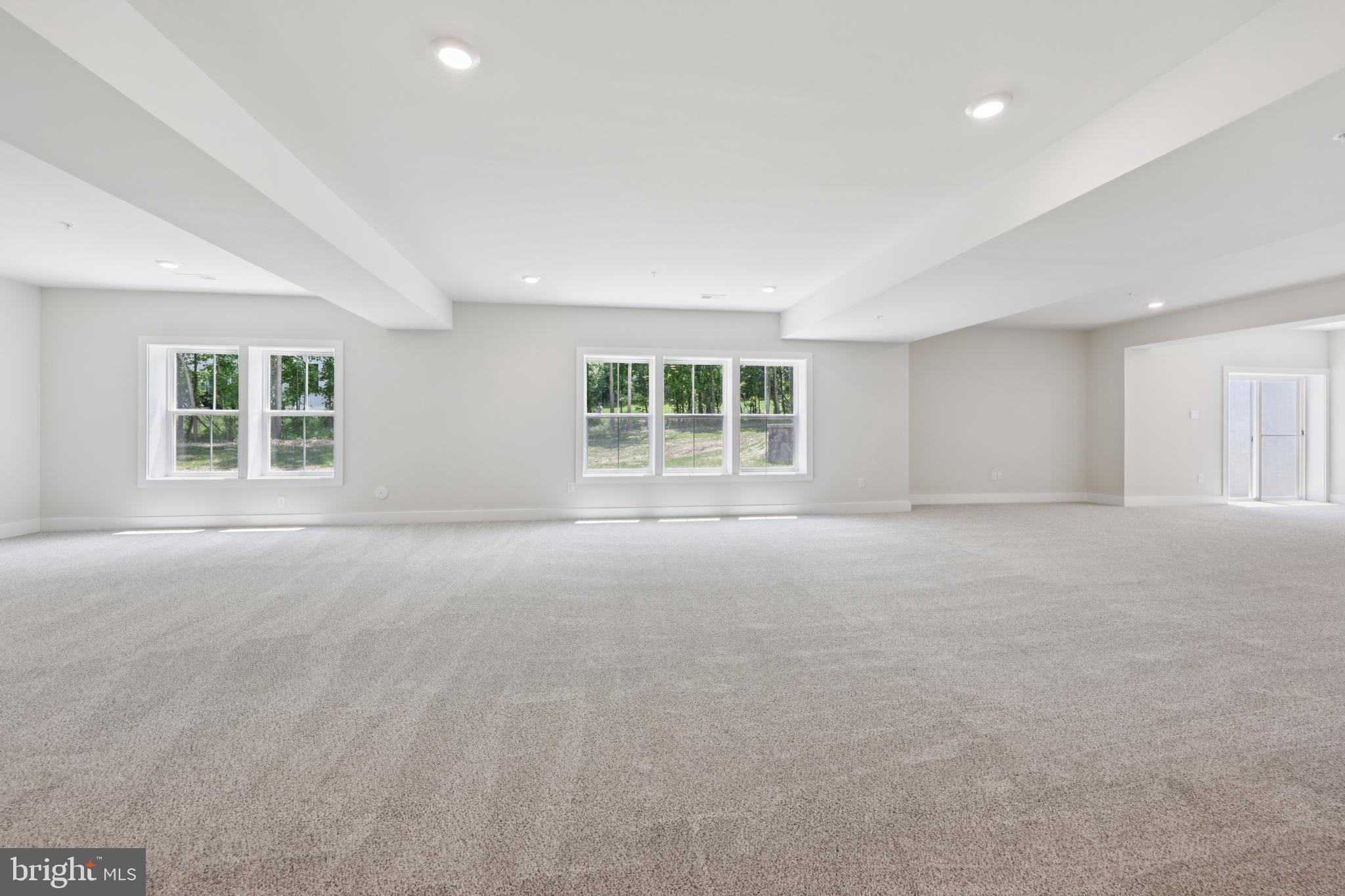 STILLVIEW ACRES - Residential