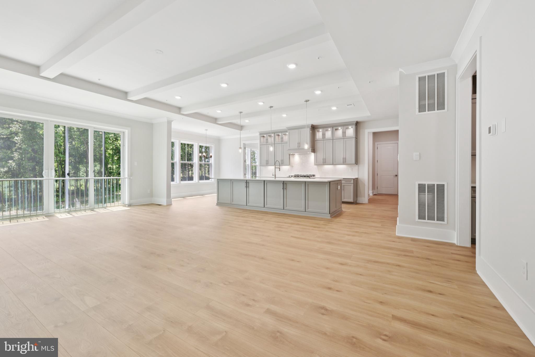 STILLVIEW ACRES - Residential