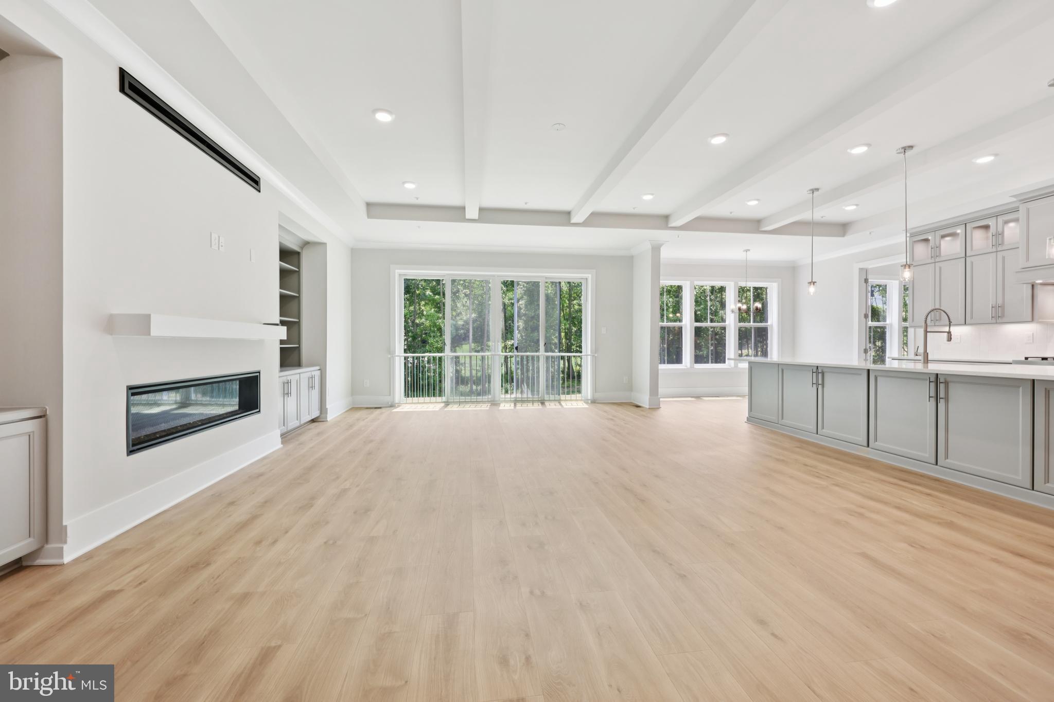 STILLVIEW ACRES - Residential