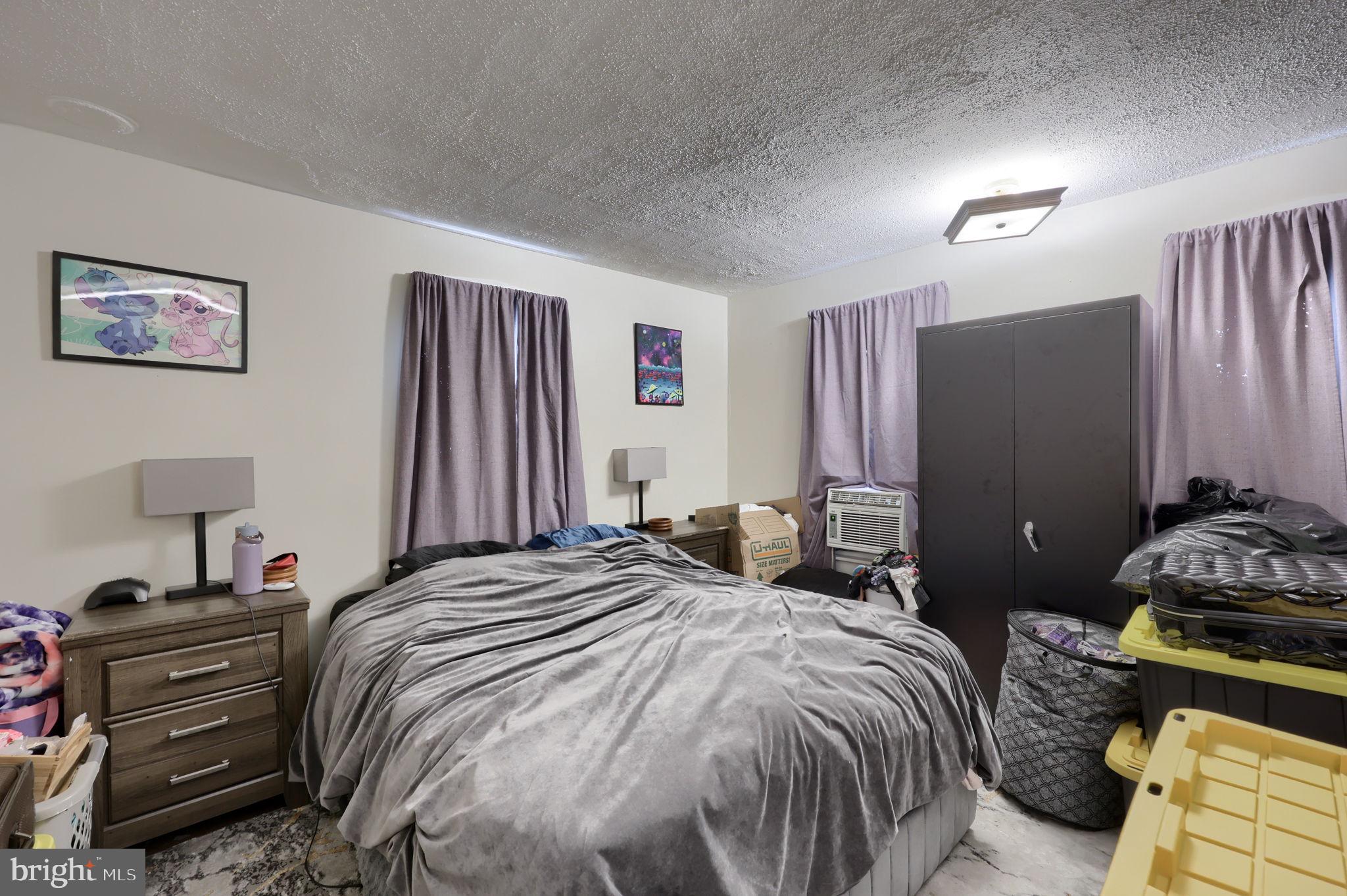 MANHEIM - Residential Income
