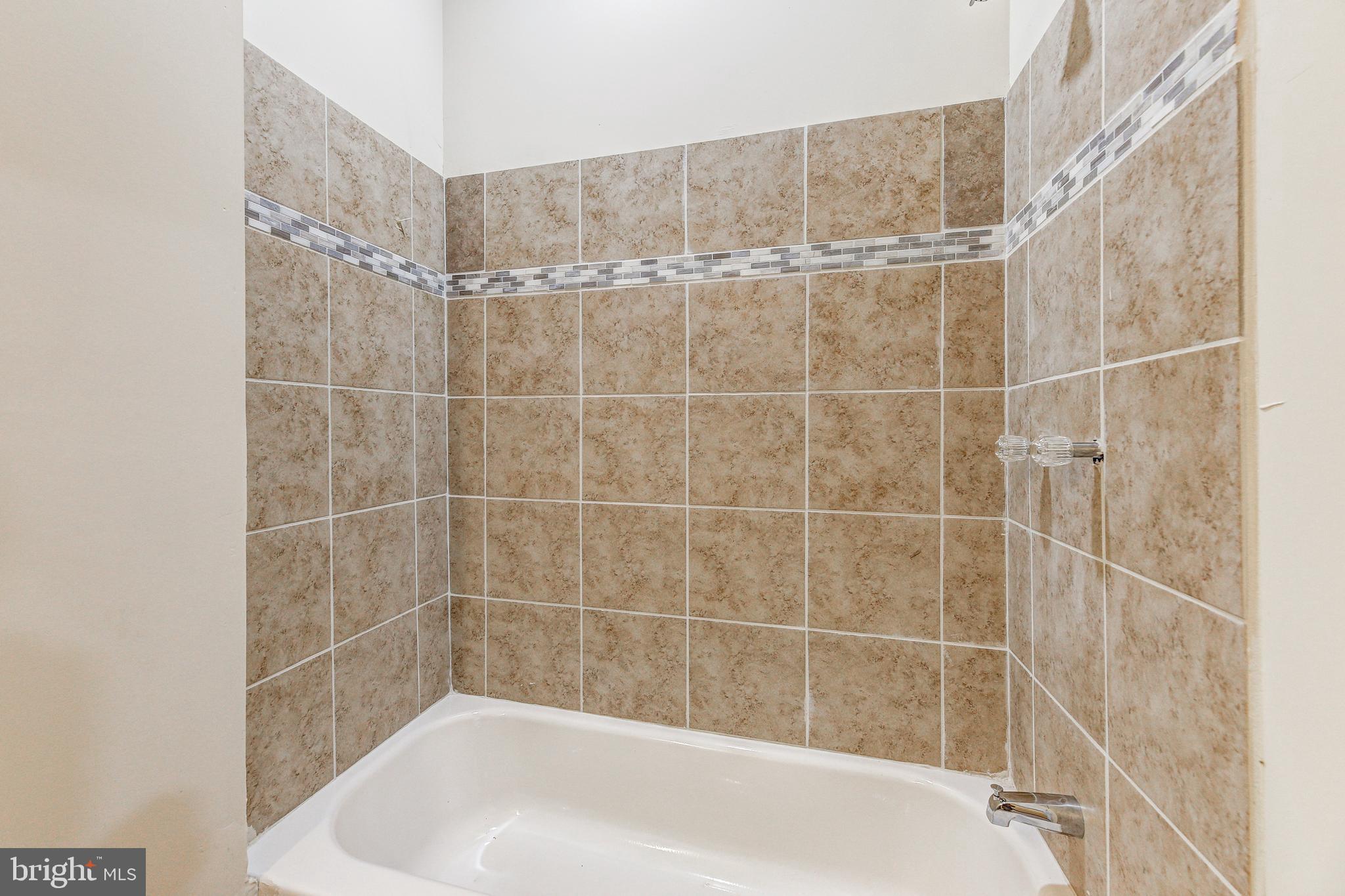 MCELDERRY PARK - Residential