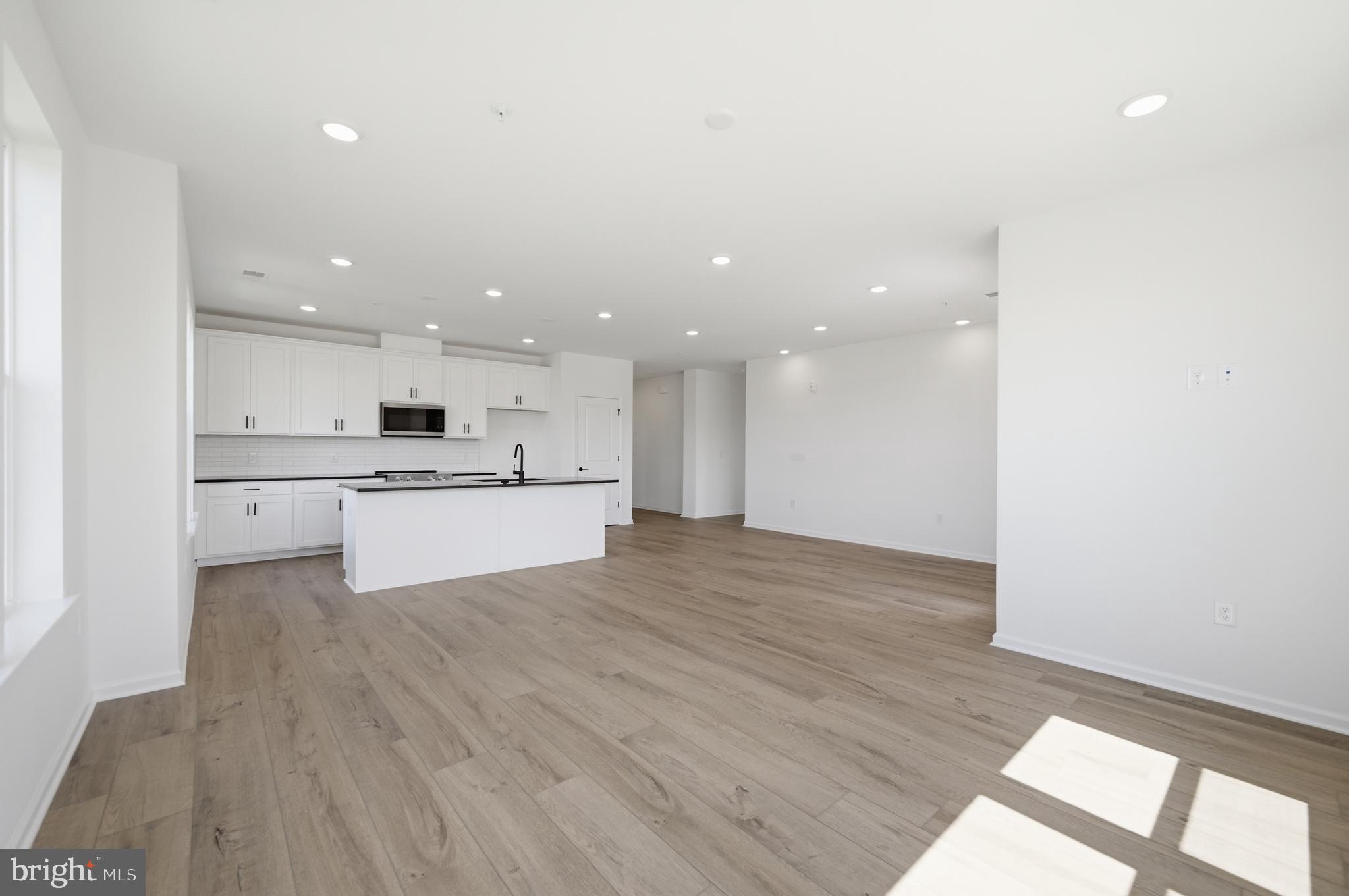 LINK AT COLMAR - Residential