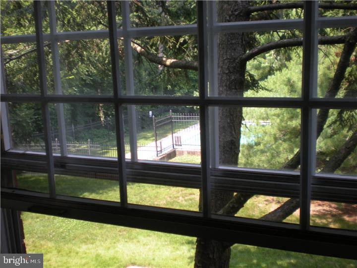 GYPSY LANE CONDOS - Residential Lease
