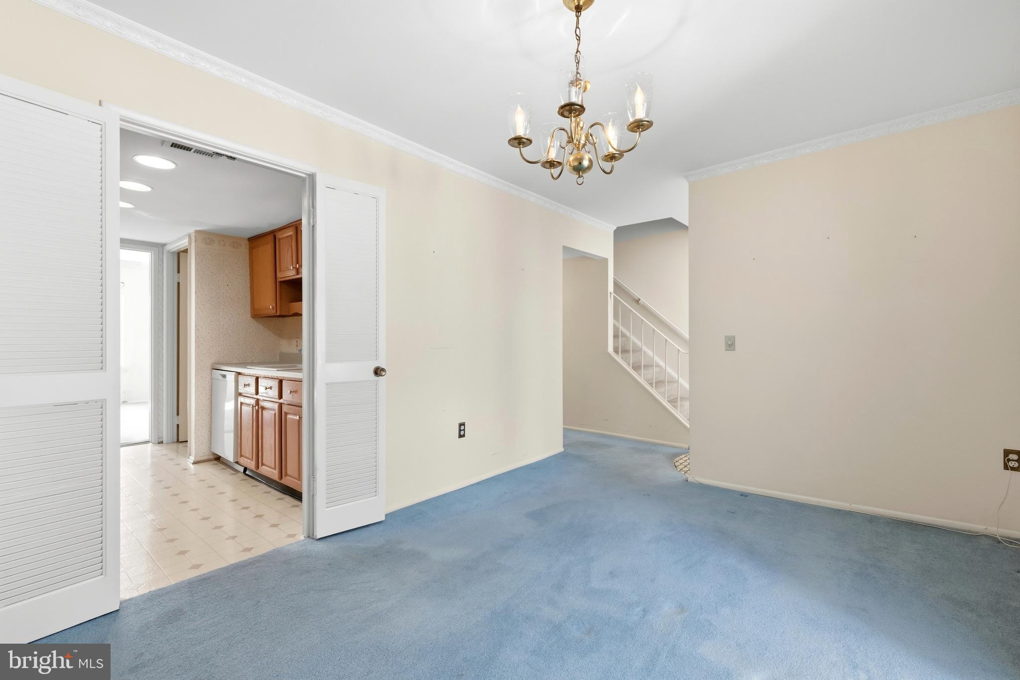 LEISURE WORLD - Residential