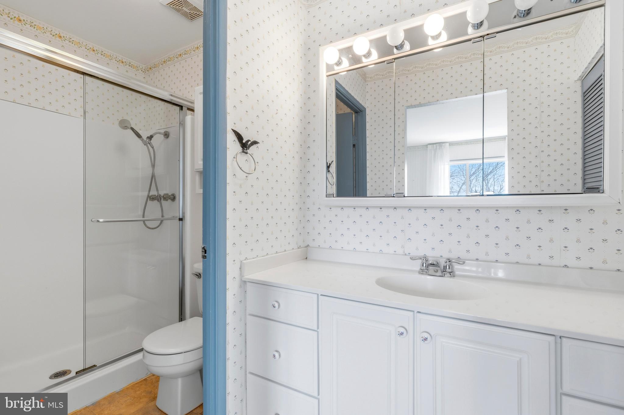 LEISURE WORLD - Residential