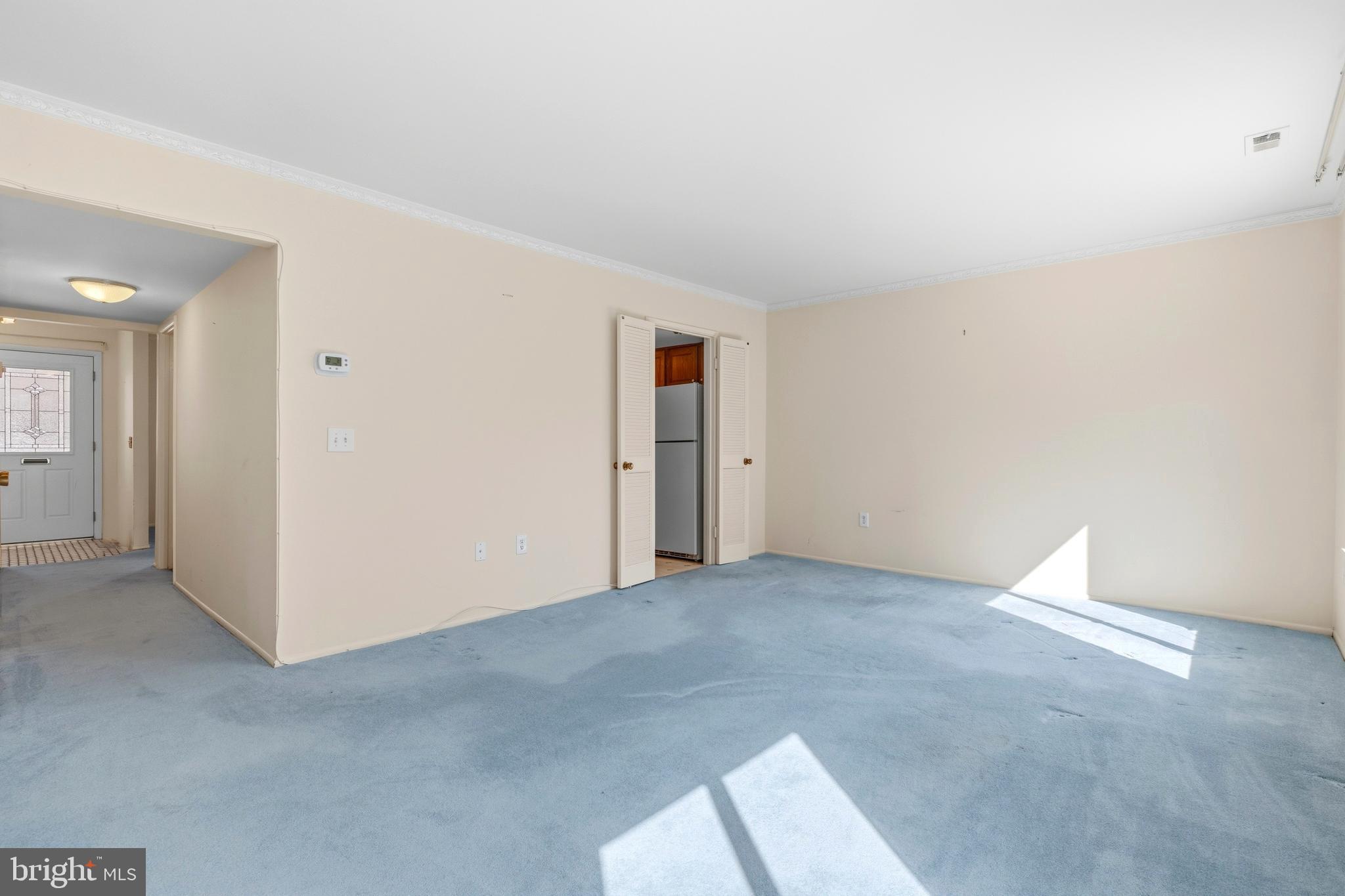LEISURE WORLD - Residential