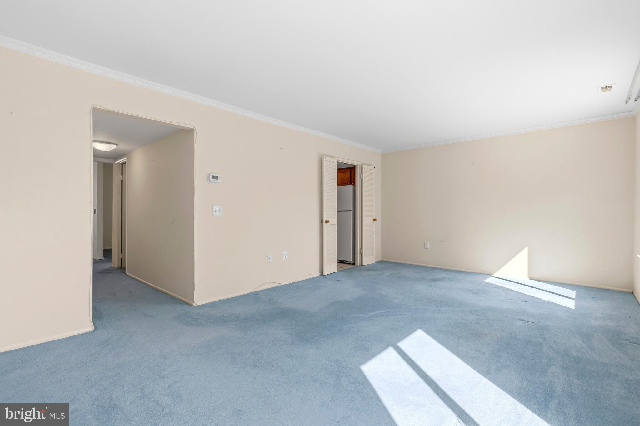 LEISURE WORLD - Residential