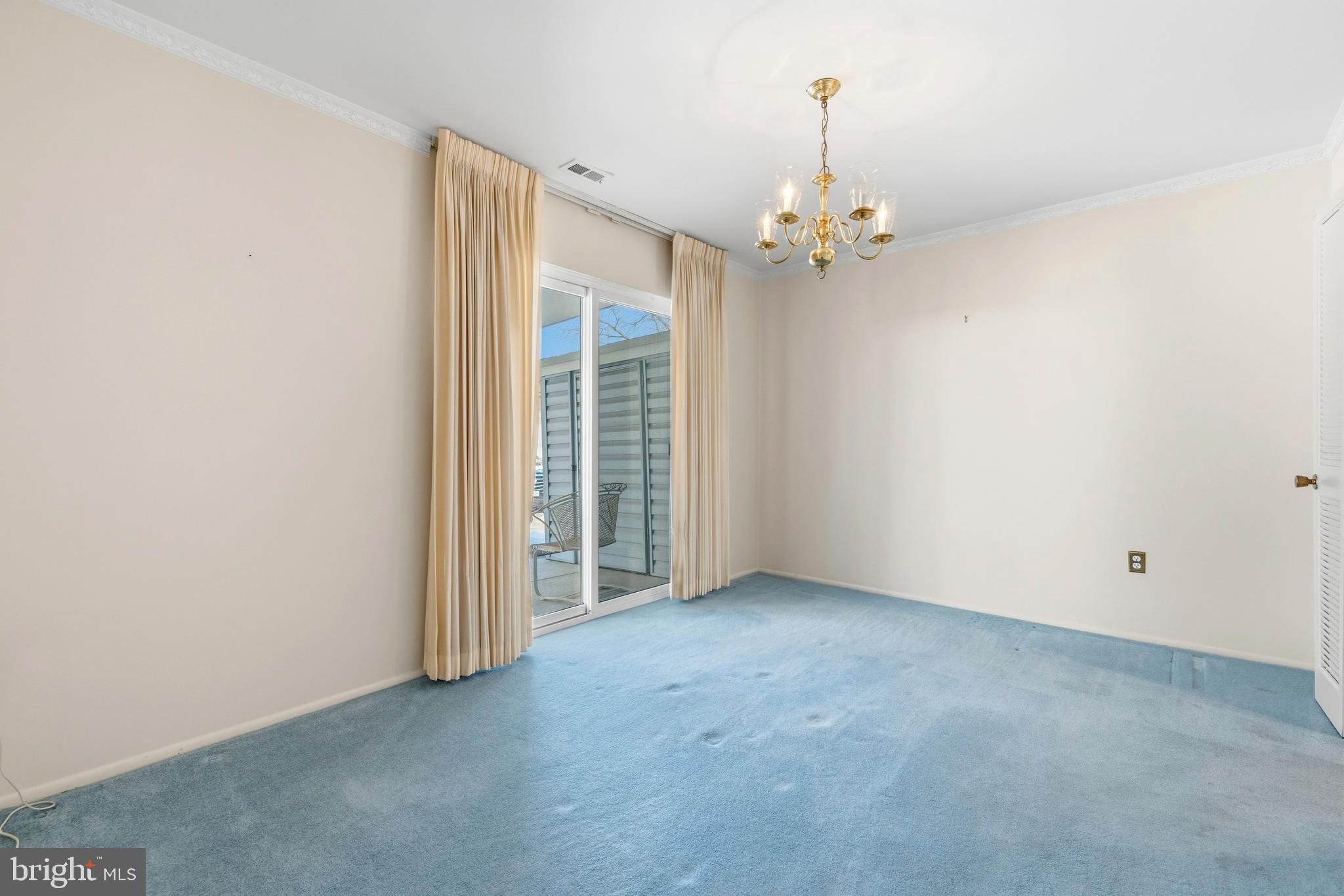 LEISURE WORLD - Residential