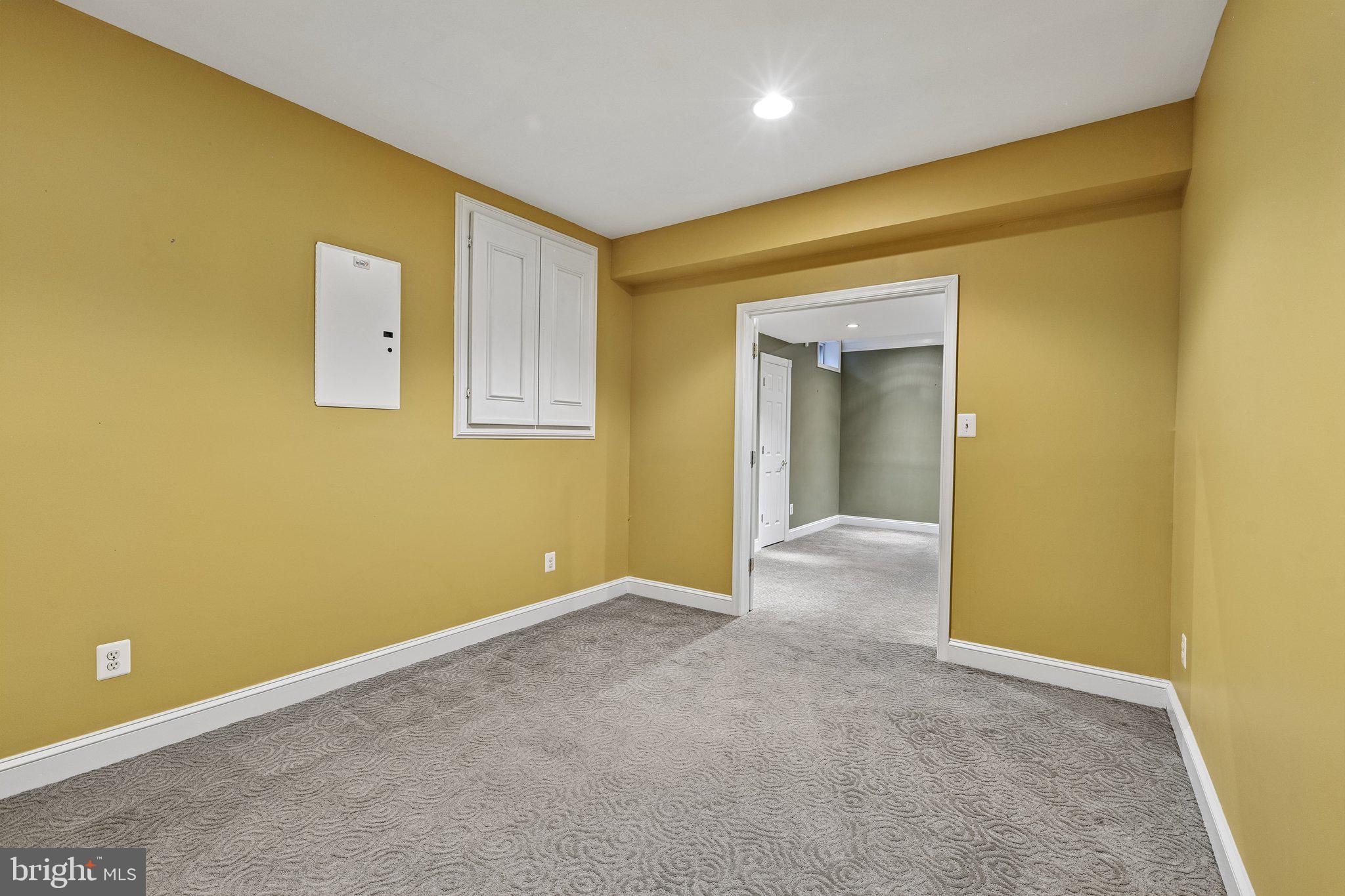 BELMONT COUNTRY CLUB - Residential