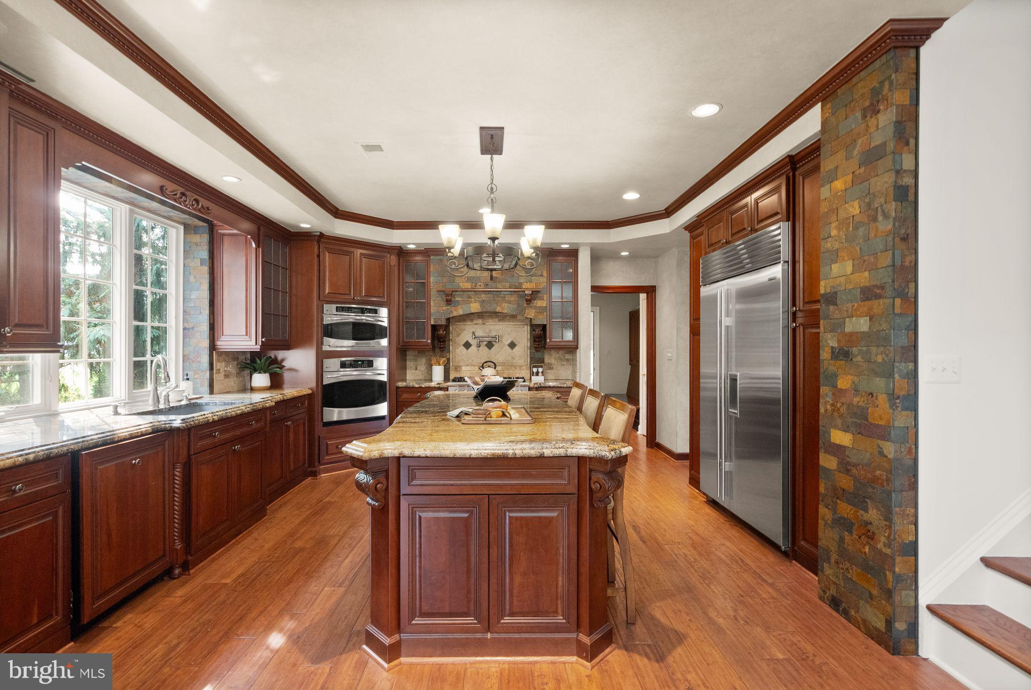 BELMONT COUNTRY CLUB - Residential
