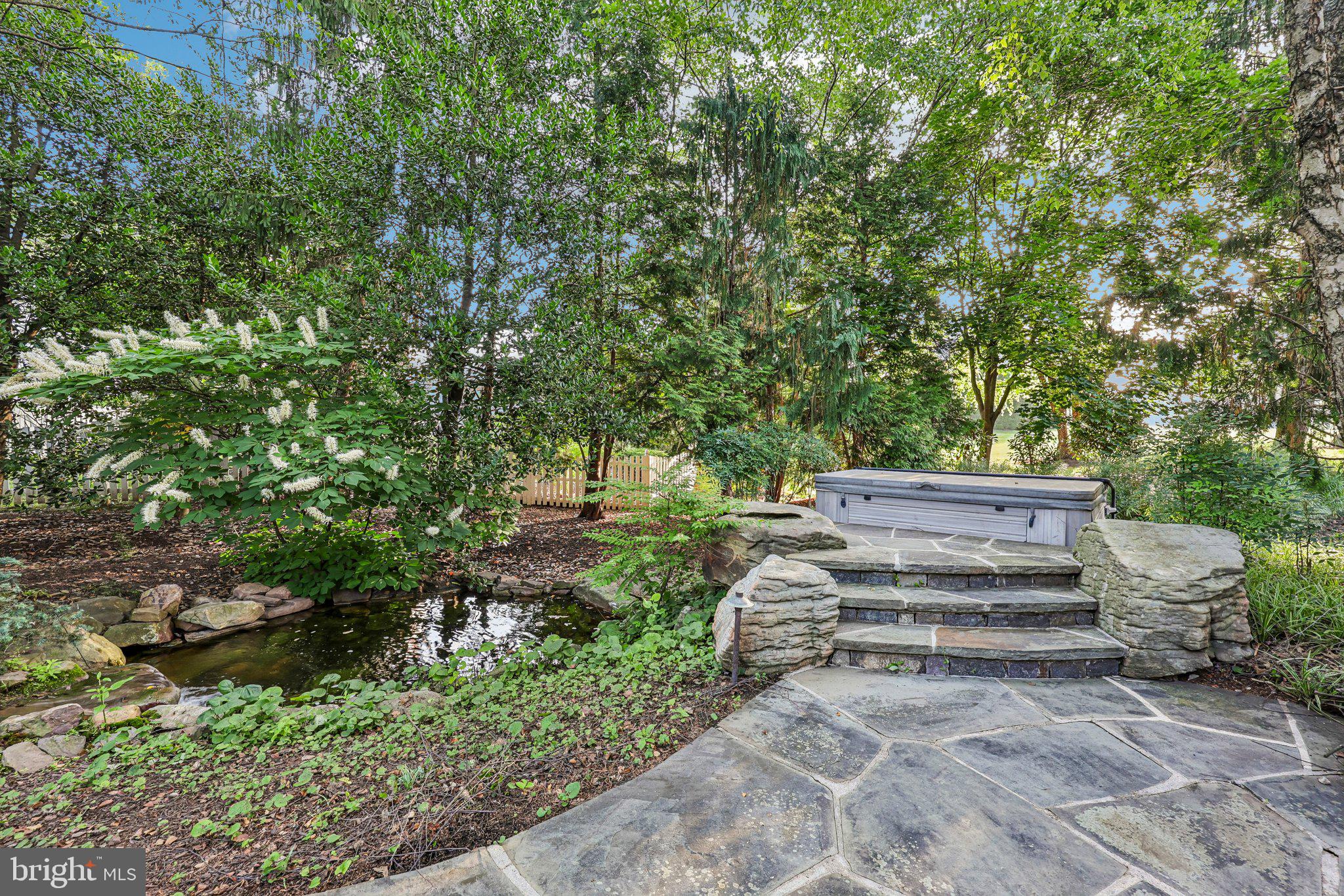 BELMONT COUNTRY CLUB - Residential