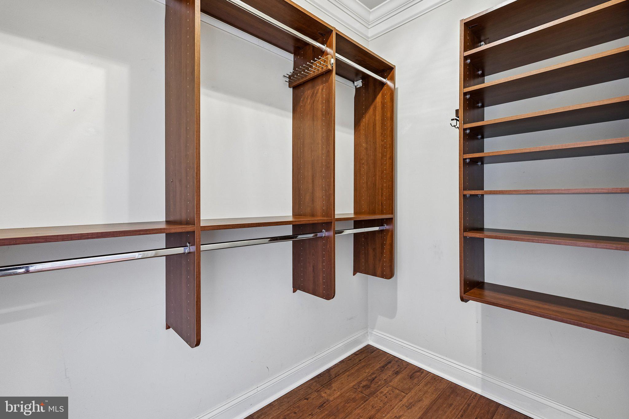BELMONT COUNTRY CLUB - Residential