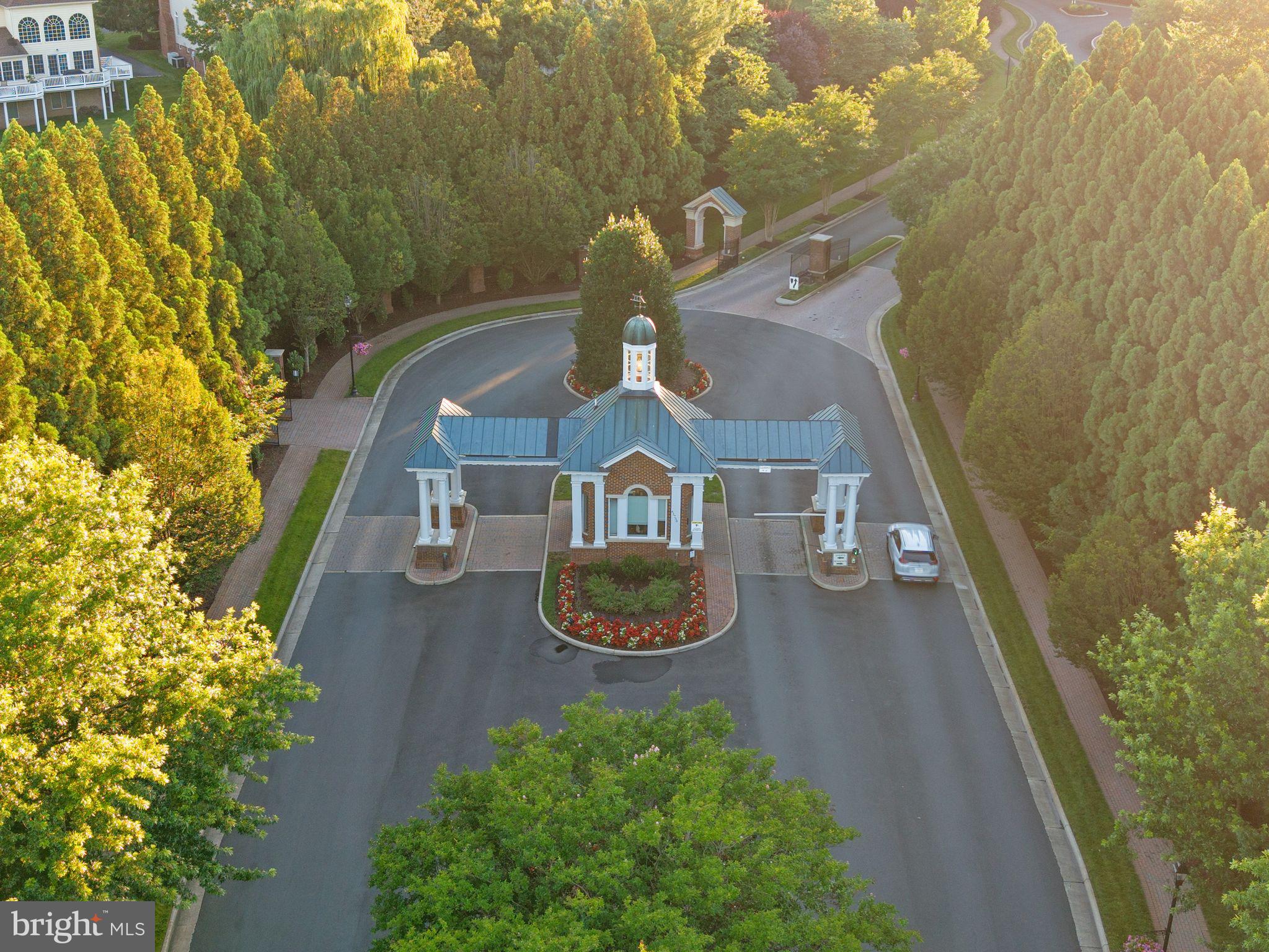 BELMONT COUNTRY CLUB - Residential