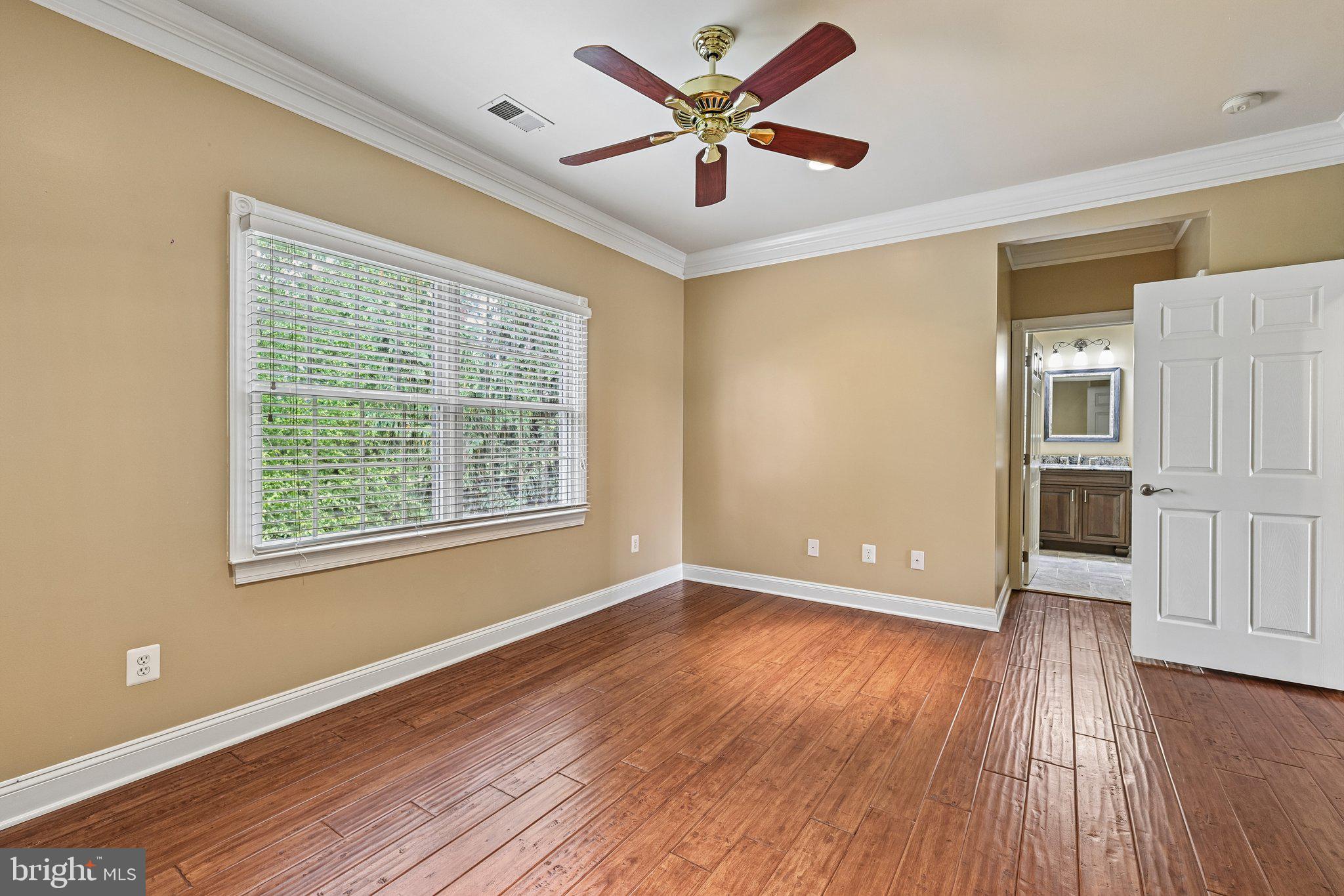 BELMONT COUNTRY CLUB - Residential