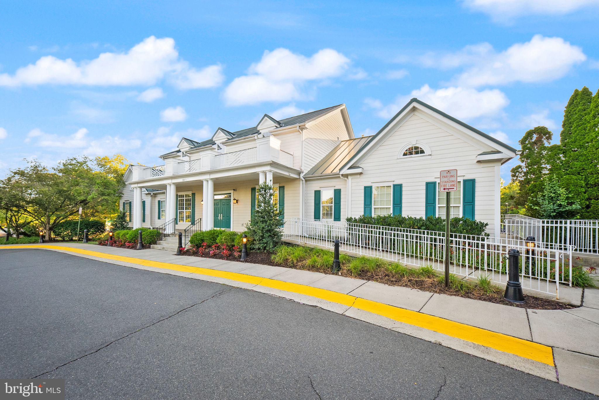 BELMONT COUNTRY CLUB - Residential