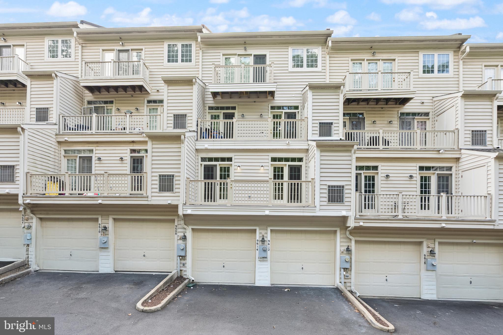 THE TOWNES CONDOMINIUM - Residential