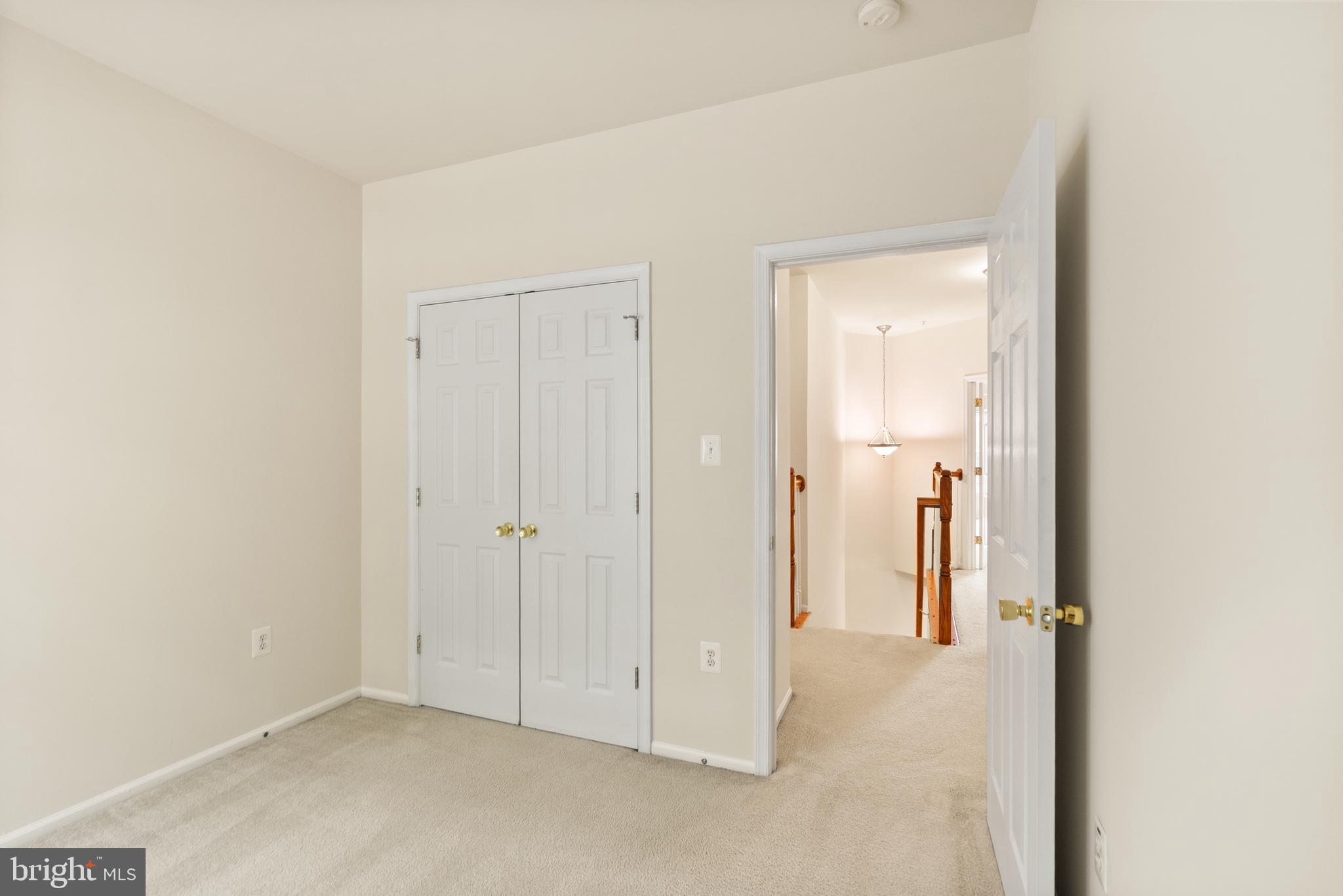 THE TOWNES CONDOMINIUM - Residential