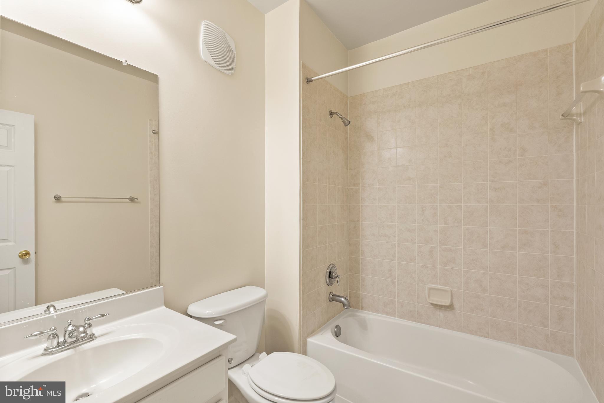 THE TOWNES CONDOMINIUM - Residential