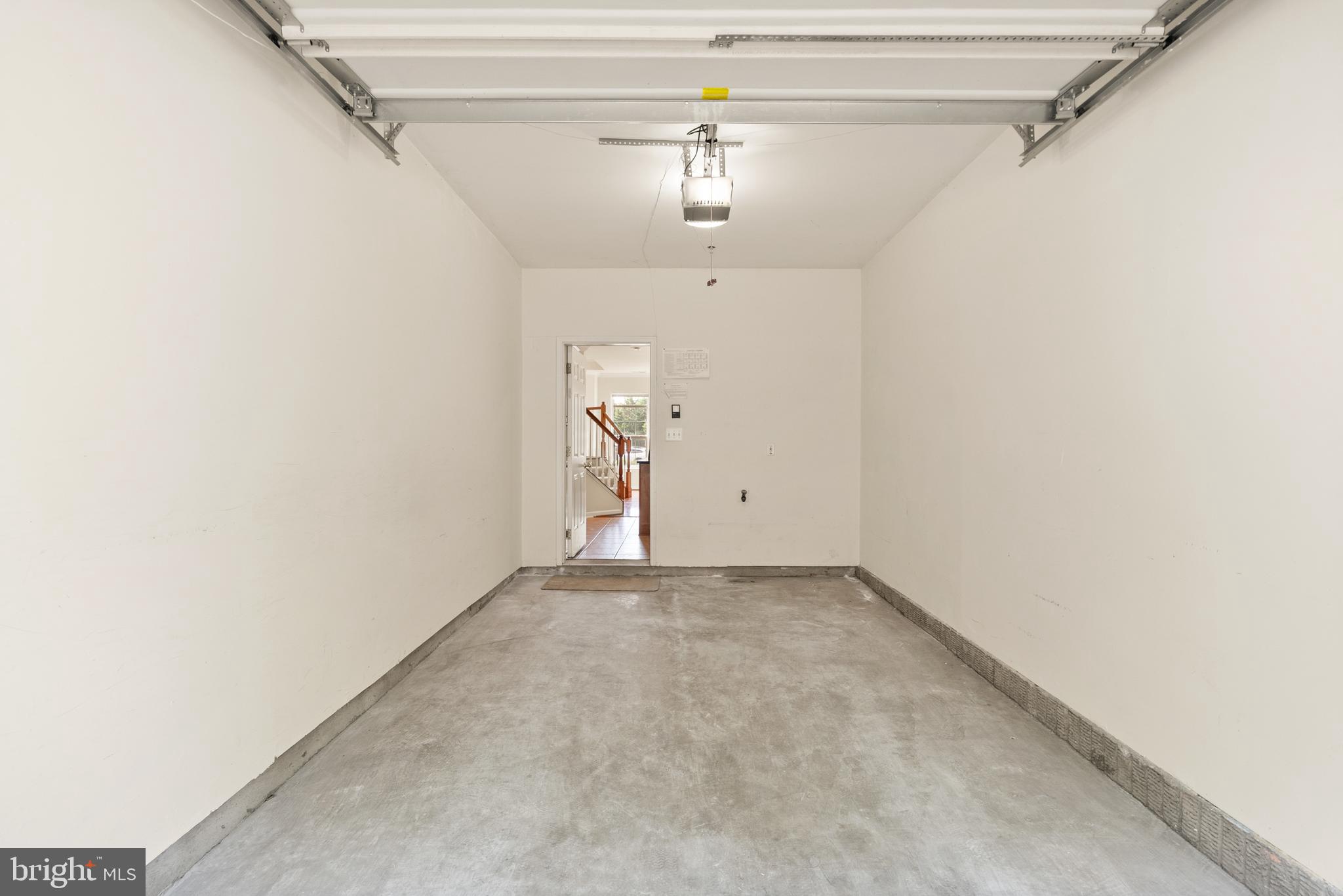 THE TOWNES CONDOMINIUM - Residential