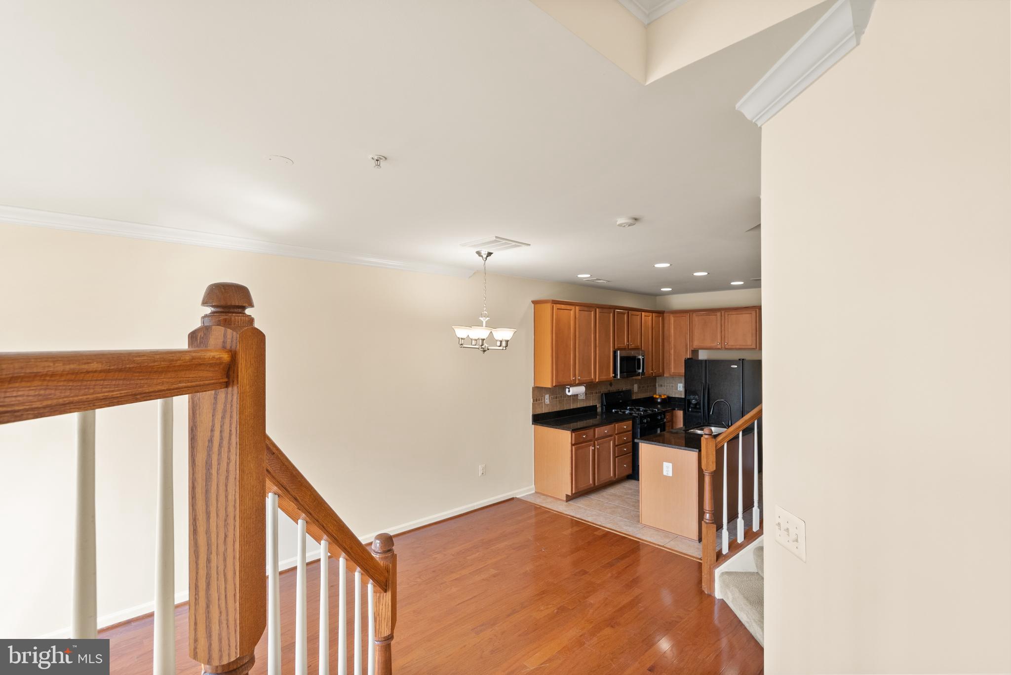 THE TOWNES CONDOMINIUM - Residential