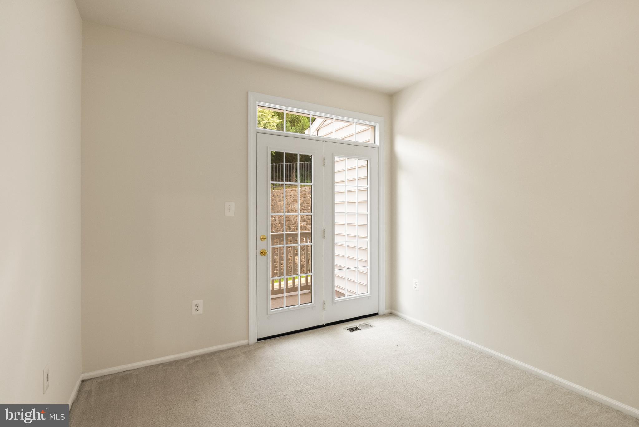 THE TOWNES CONDOMINIUM - Residential