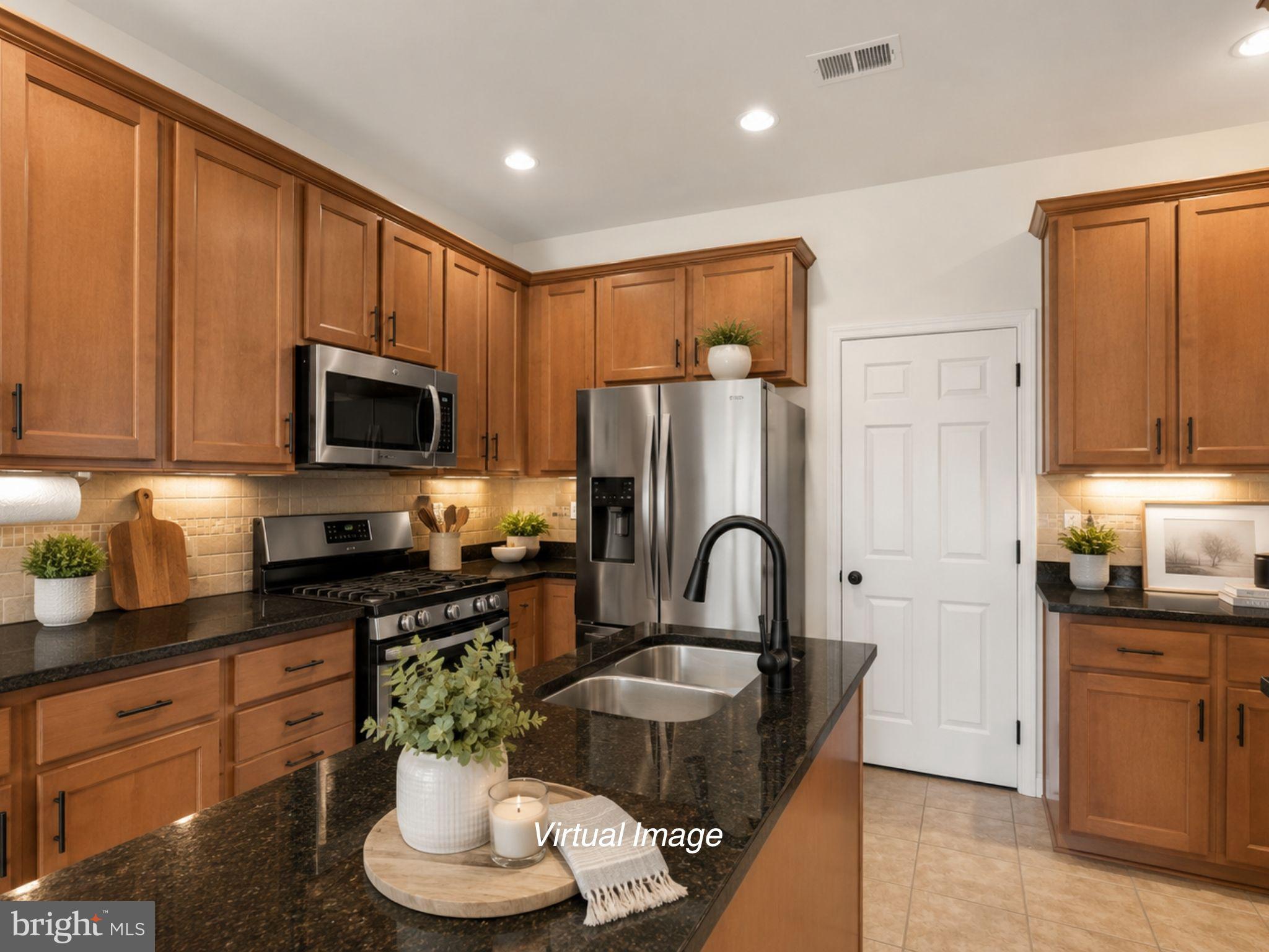 THE TOWNES CONDOMINIUM - Residential