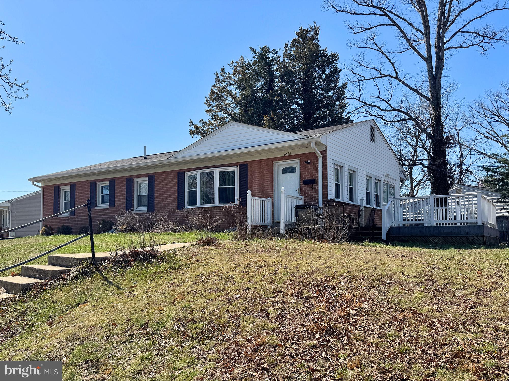 NEW CARROLLTON - Residential