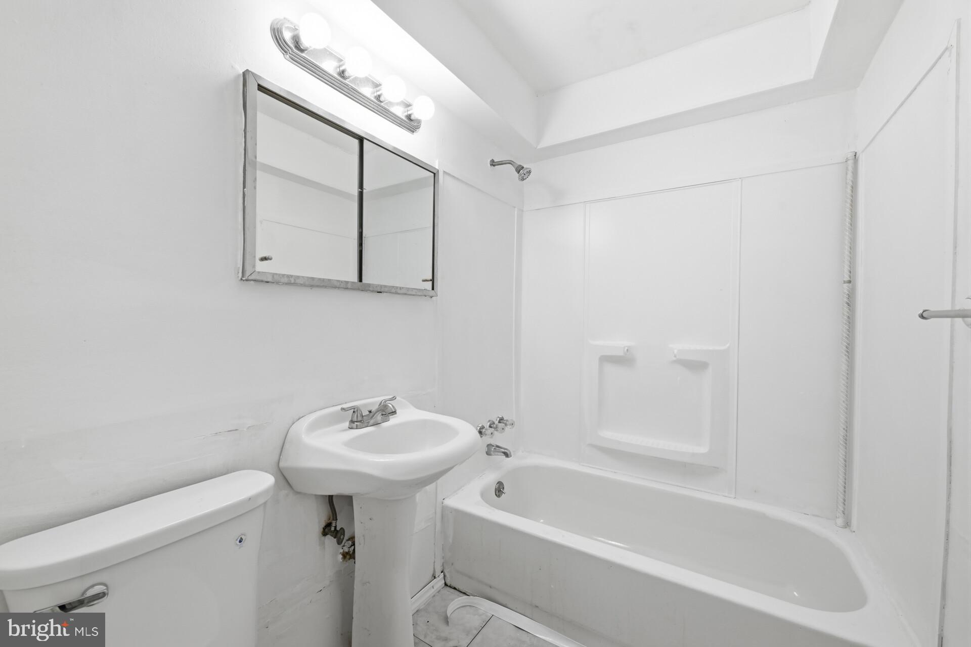 GRANDVIEW ESTS - Residential