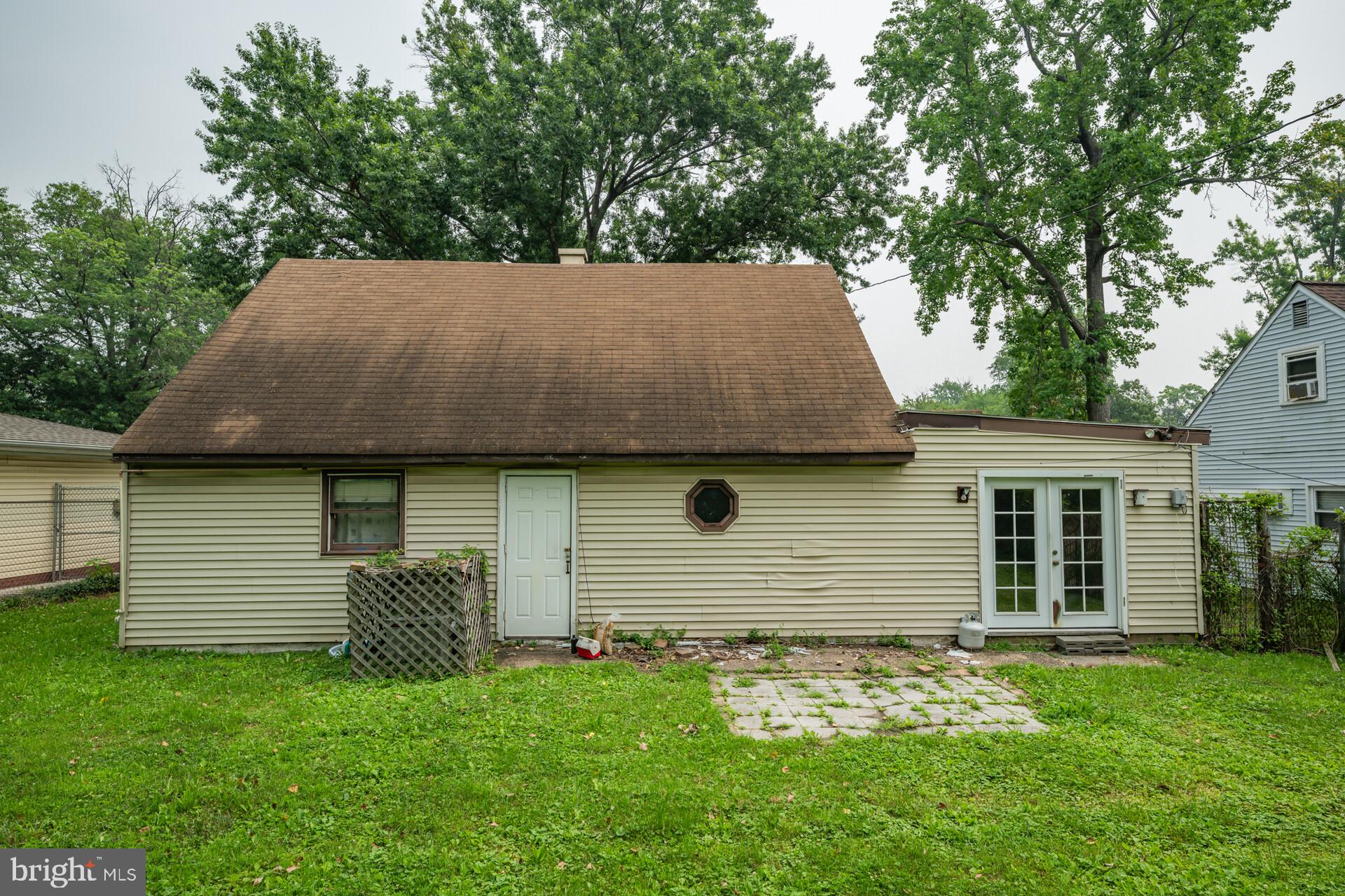 GRANDVIEW ESTS - Residential