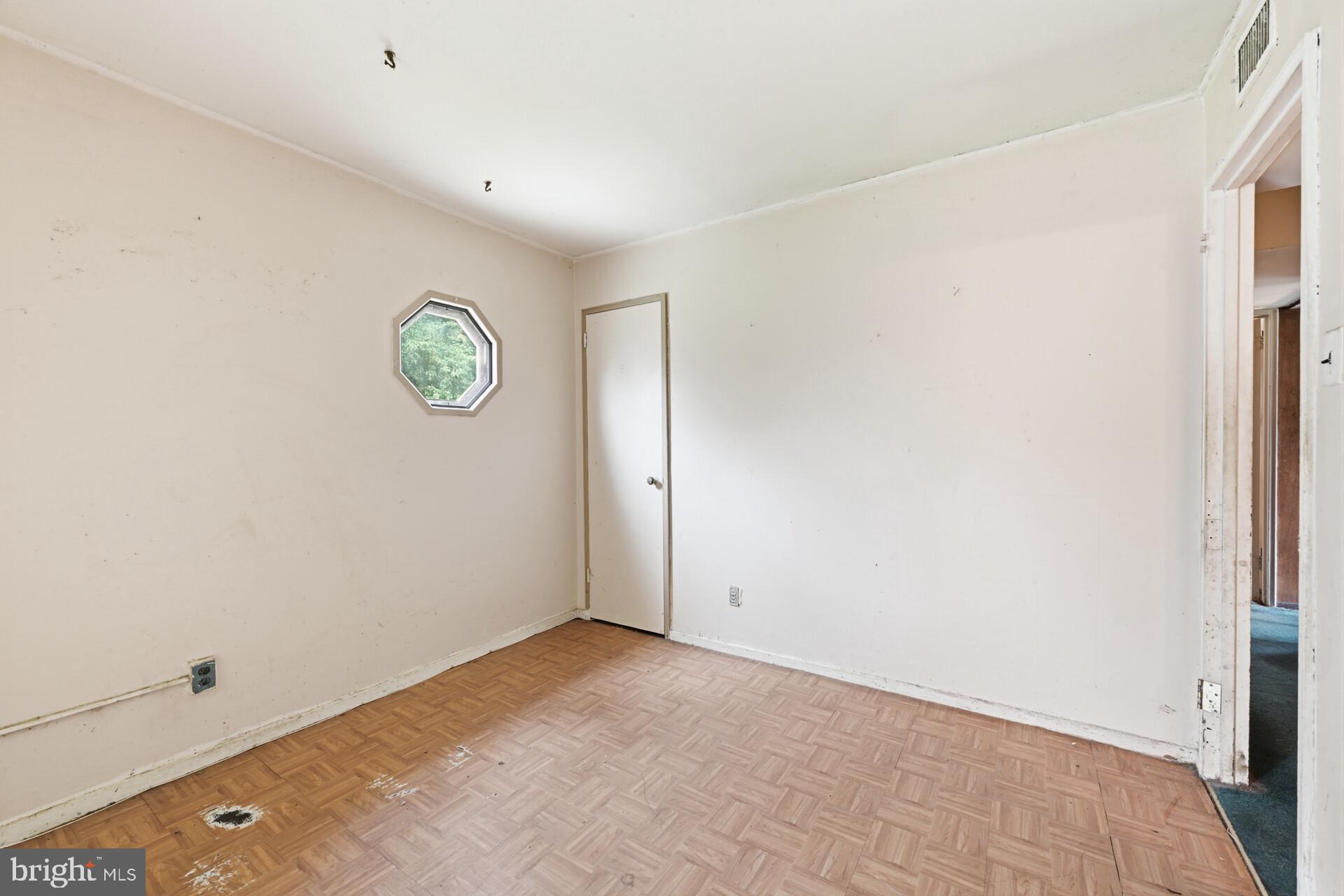 GRANDVIEW ESTS - Residential